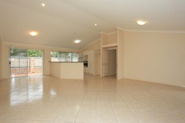 33 Raymont Street, North Lakes, QLD 4509