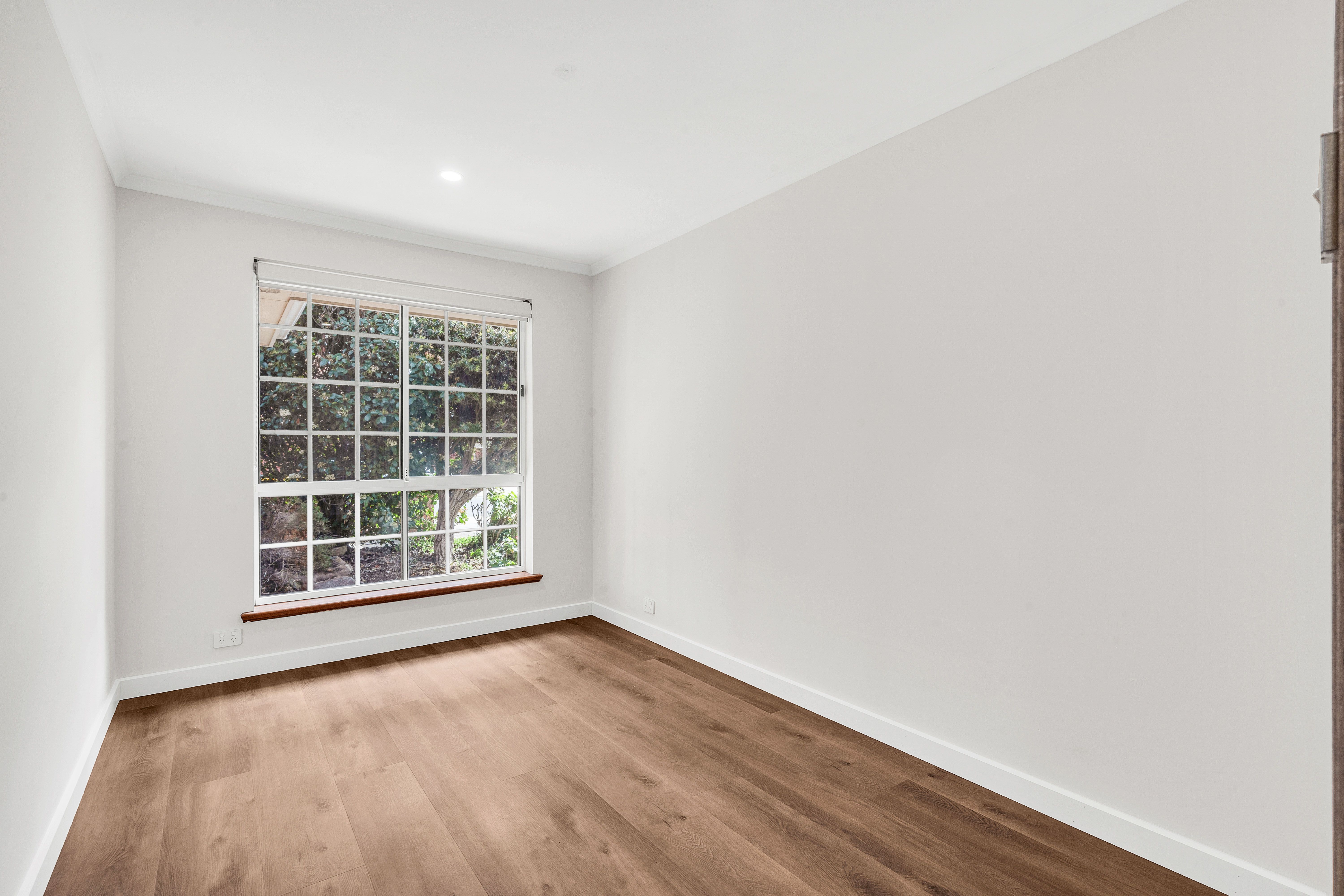1/2 Sheridan Street — photo 12 of 17