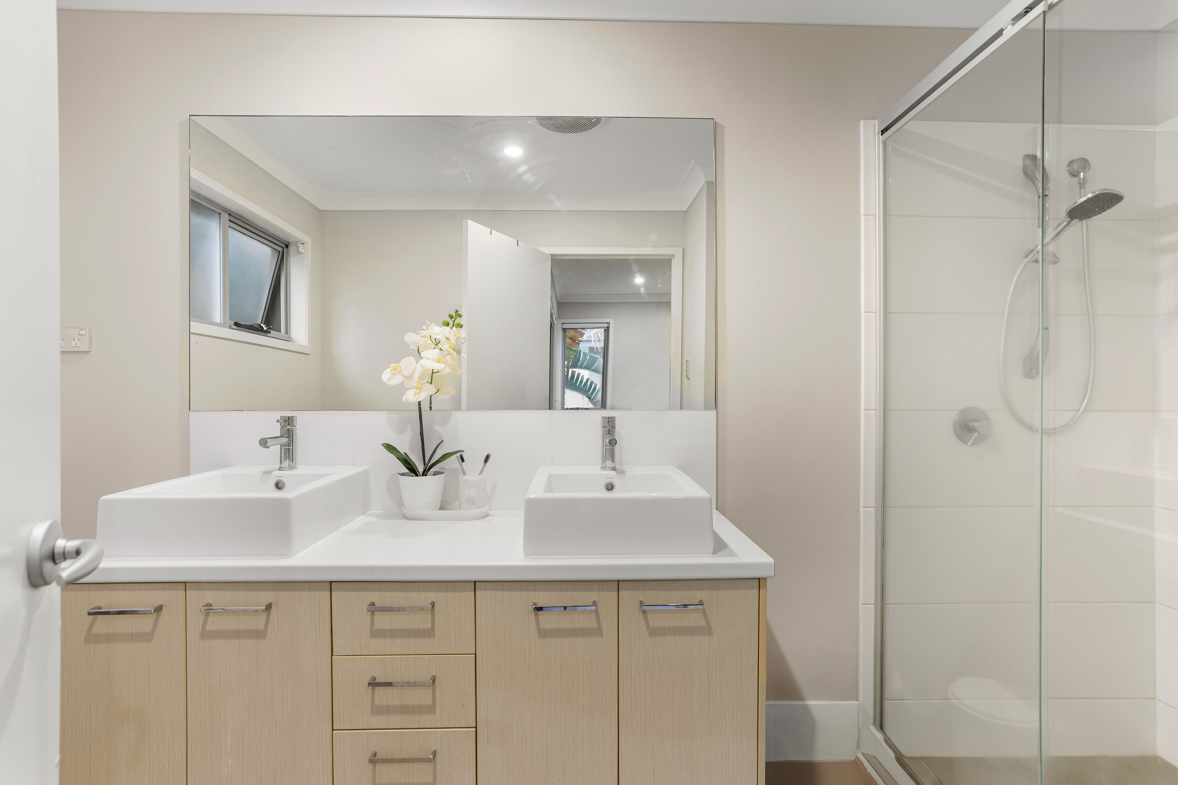 51 Gainsborough Drive — photo 18 of 30