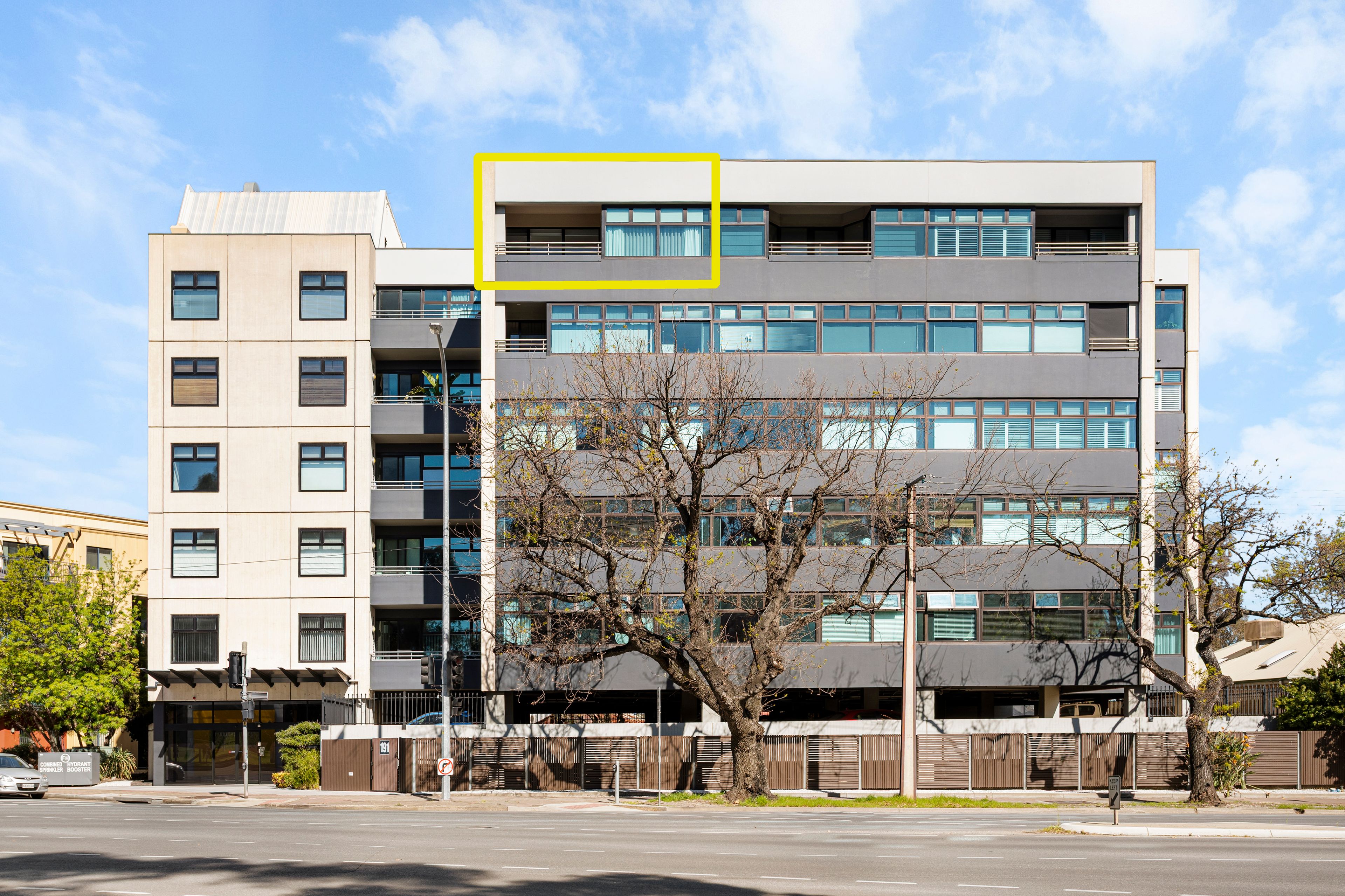 507/191 Greenhill Road — photo from Ray White Glenelg