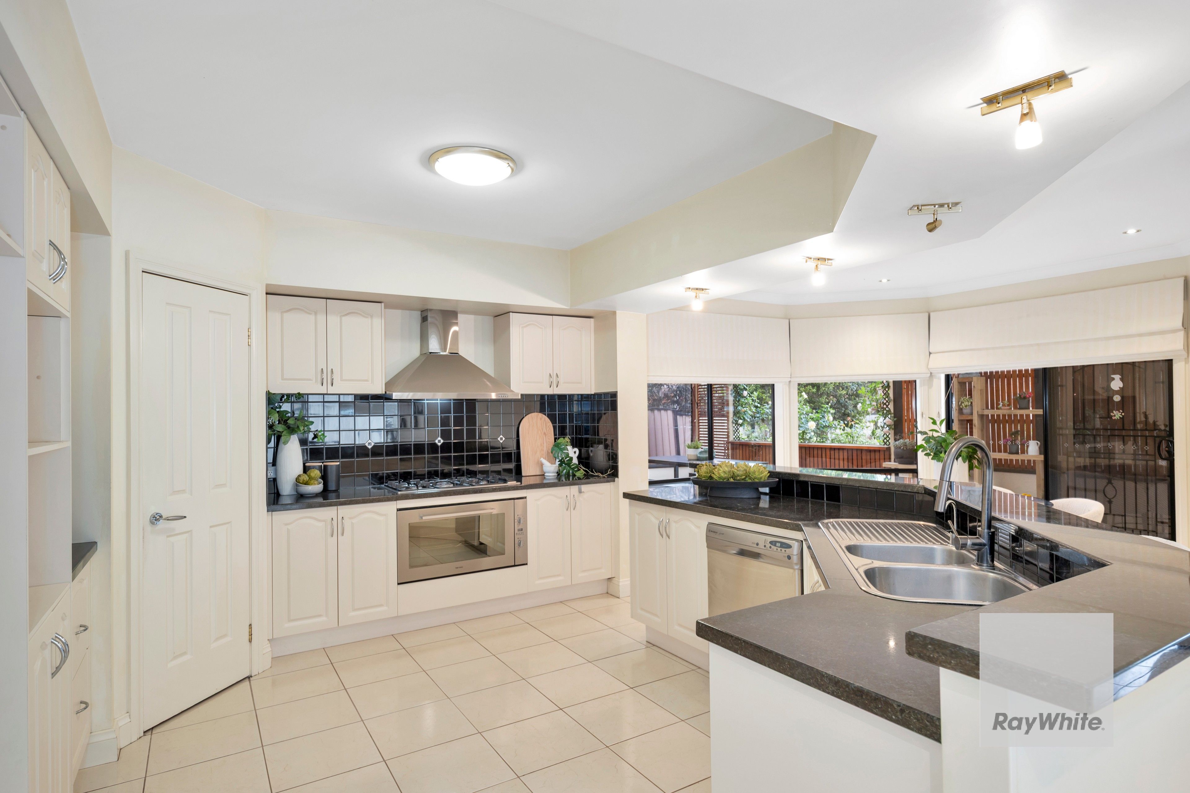 35 Loddon Drive — photo 7 of 23
