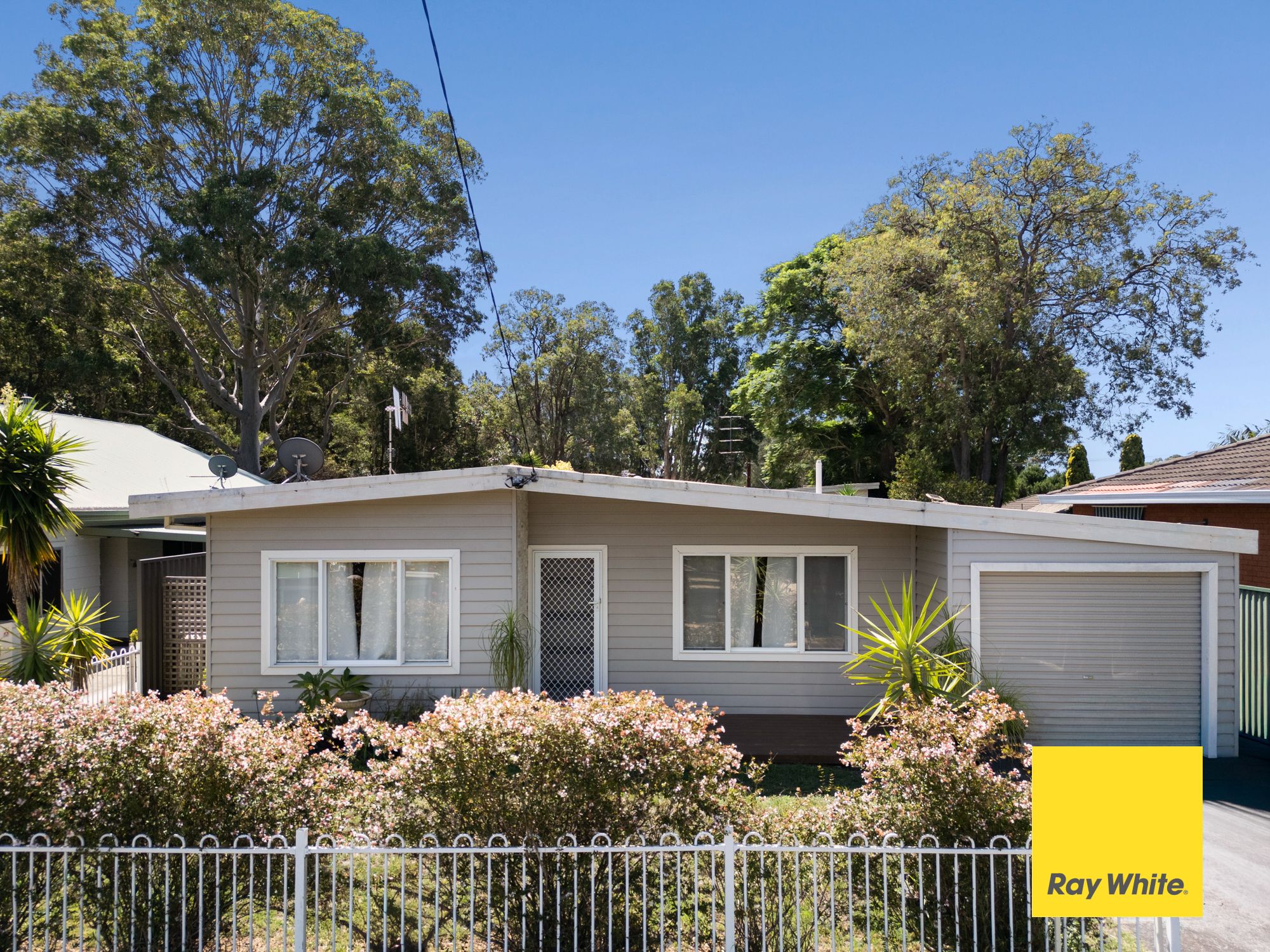 46 Boronia Avenue, Woy Woy, NSW 2256
