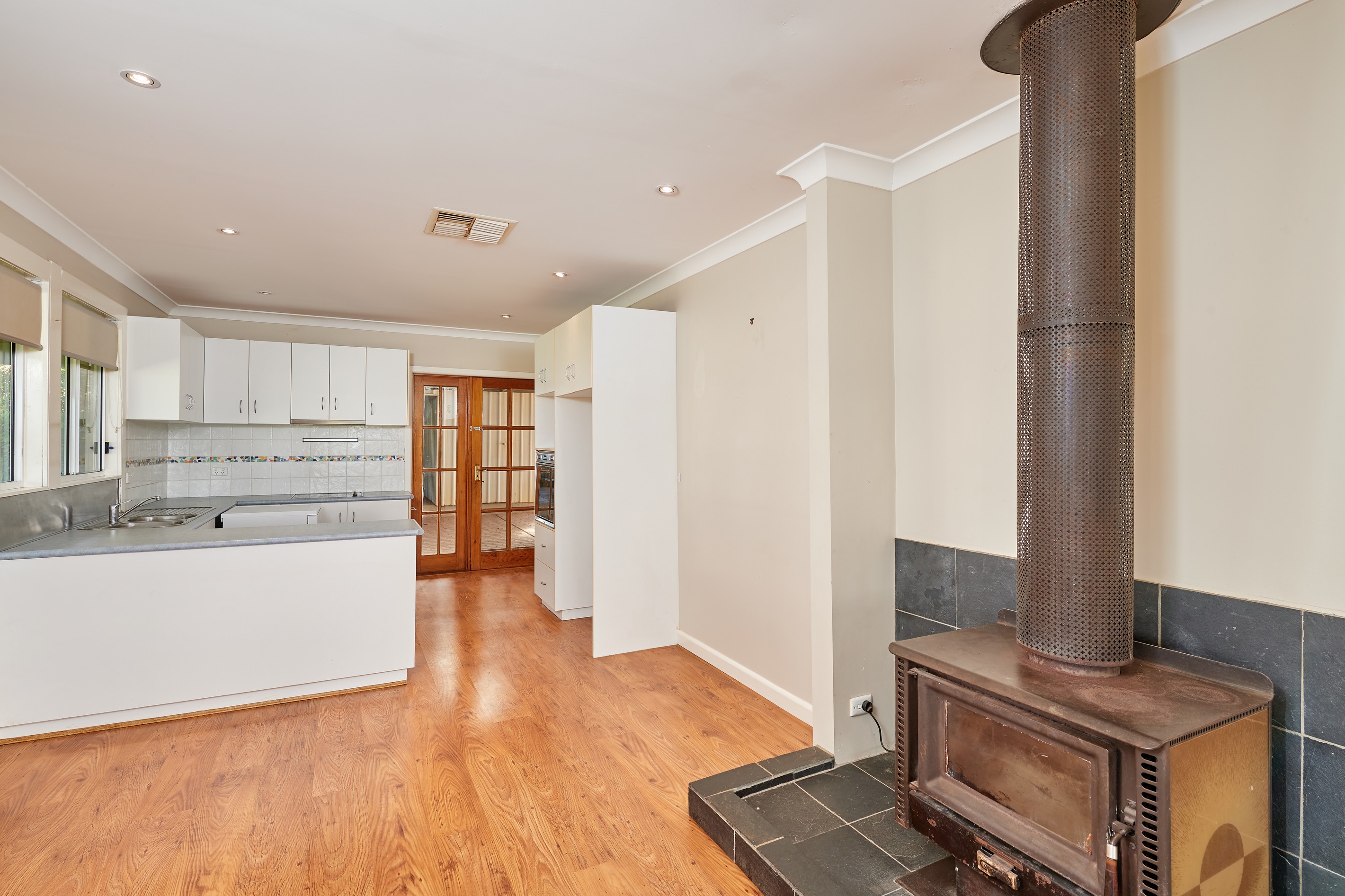 218 Seventeen Mile Mail Road, Coolamon, NSW 2701