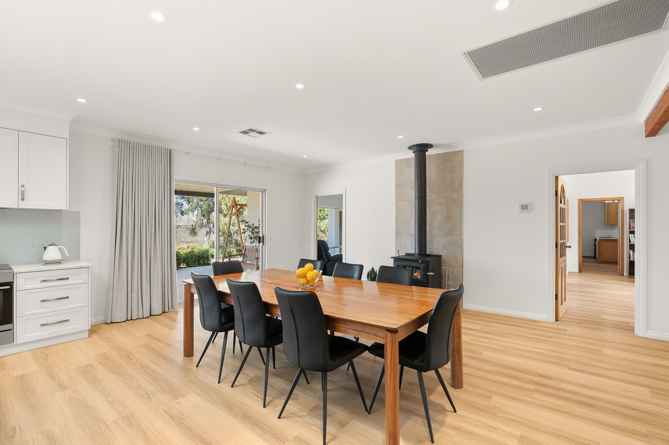 32 Hoffman Road — photo 5 of 23