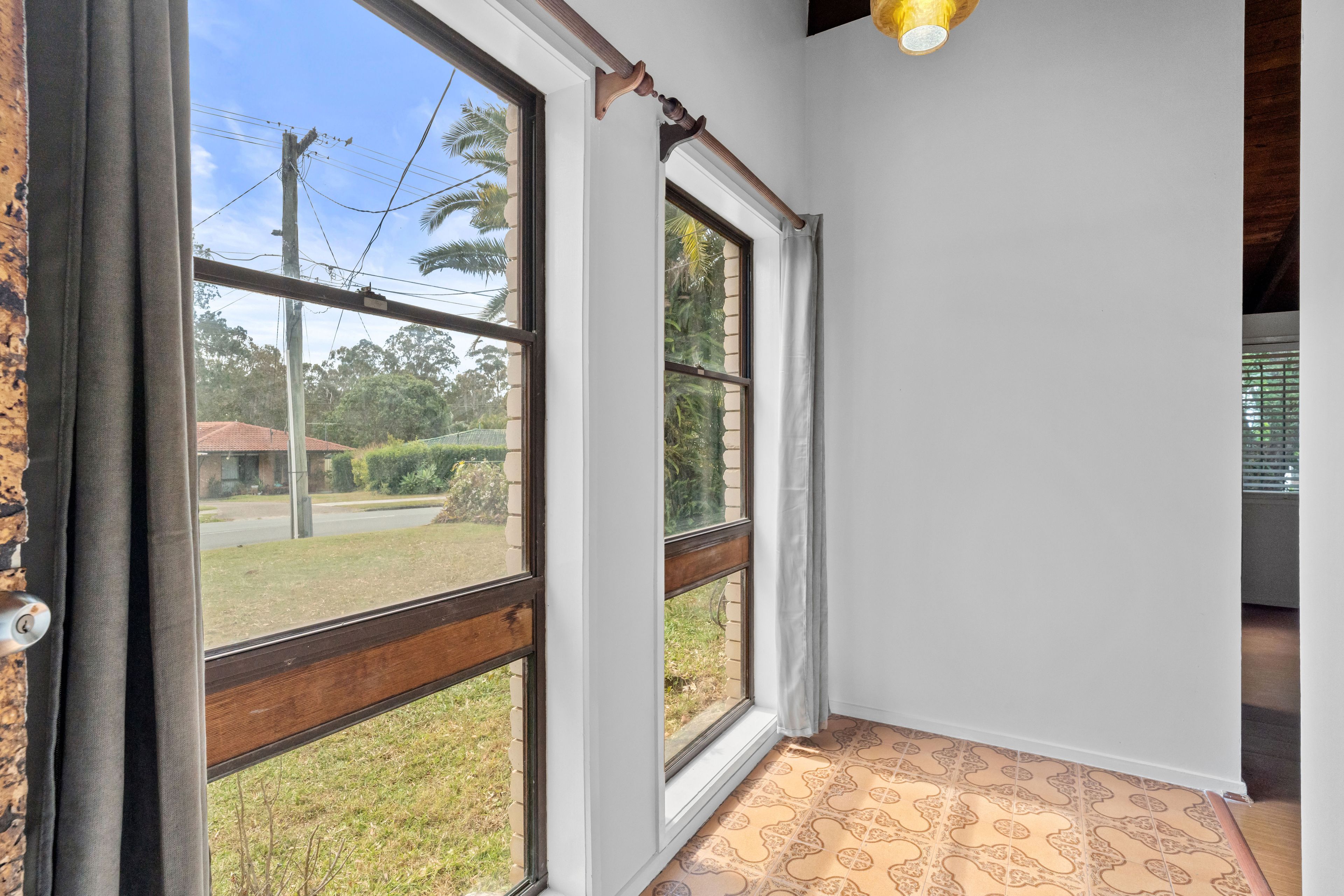 23 Kallista Road — photo 3 of 21