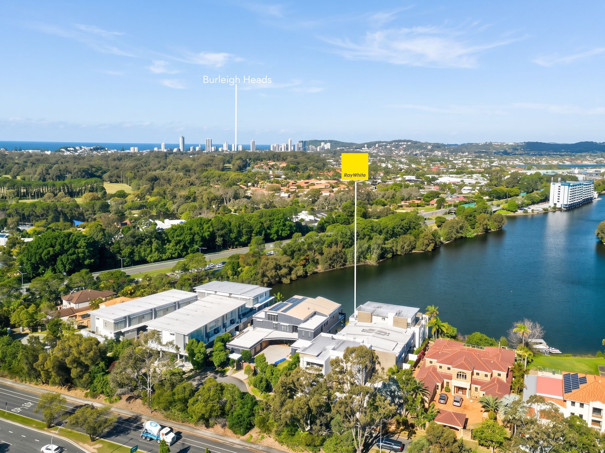 28/10 Ben Lexcen Place, Robina, QLD 4226