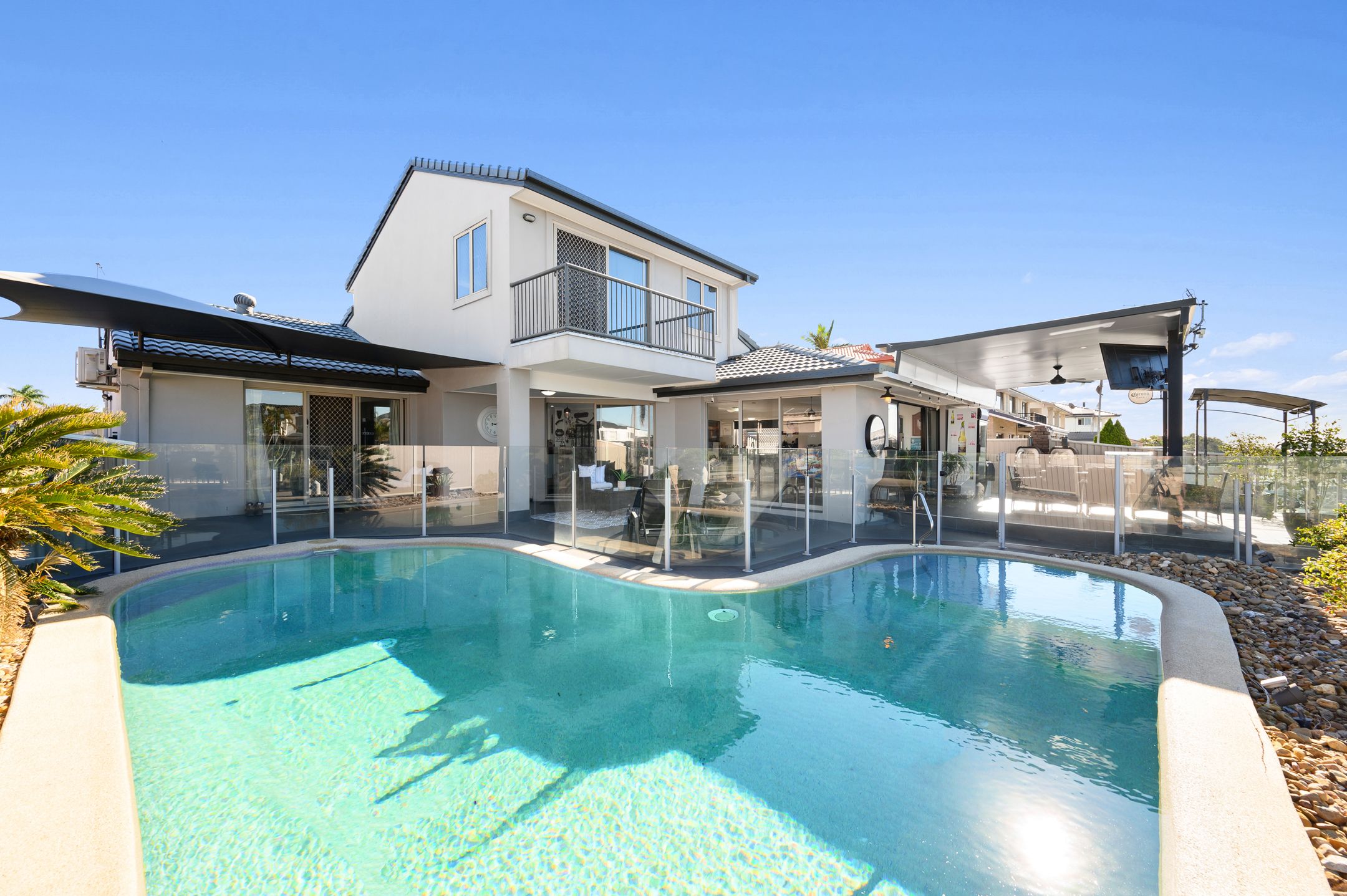 41 Seaspray Street — photo 2 of 30