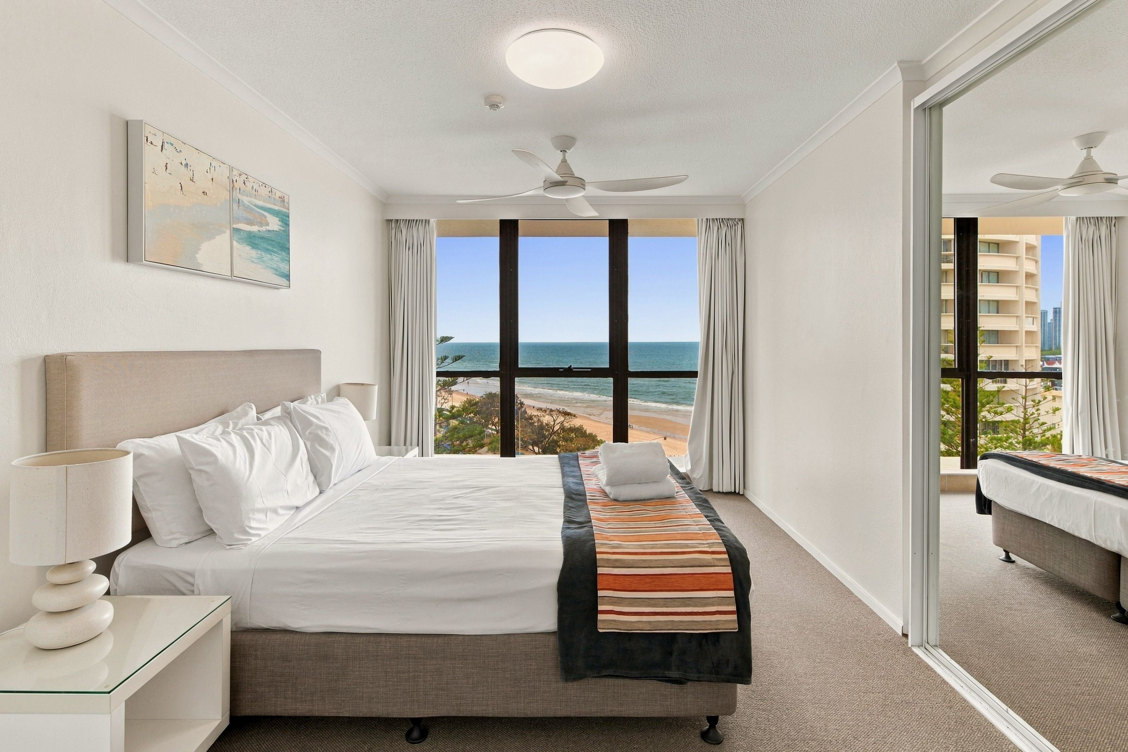 11B/3277 Surfers Paradise Boulevard — photo 9 of 17