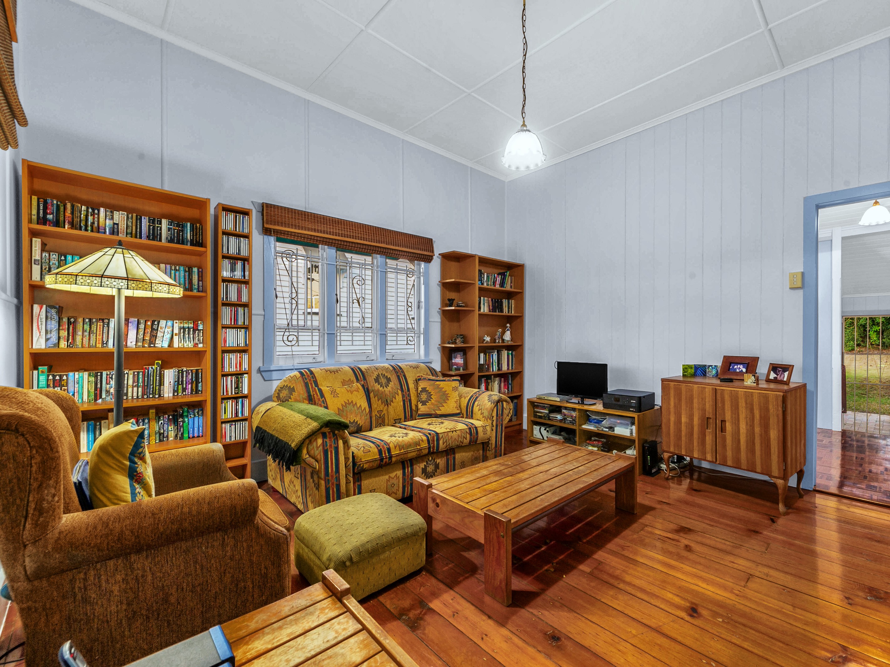 27 Tenth, Coorparoo, QLD 4151