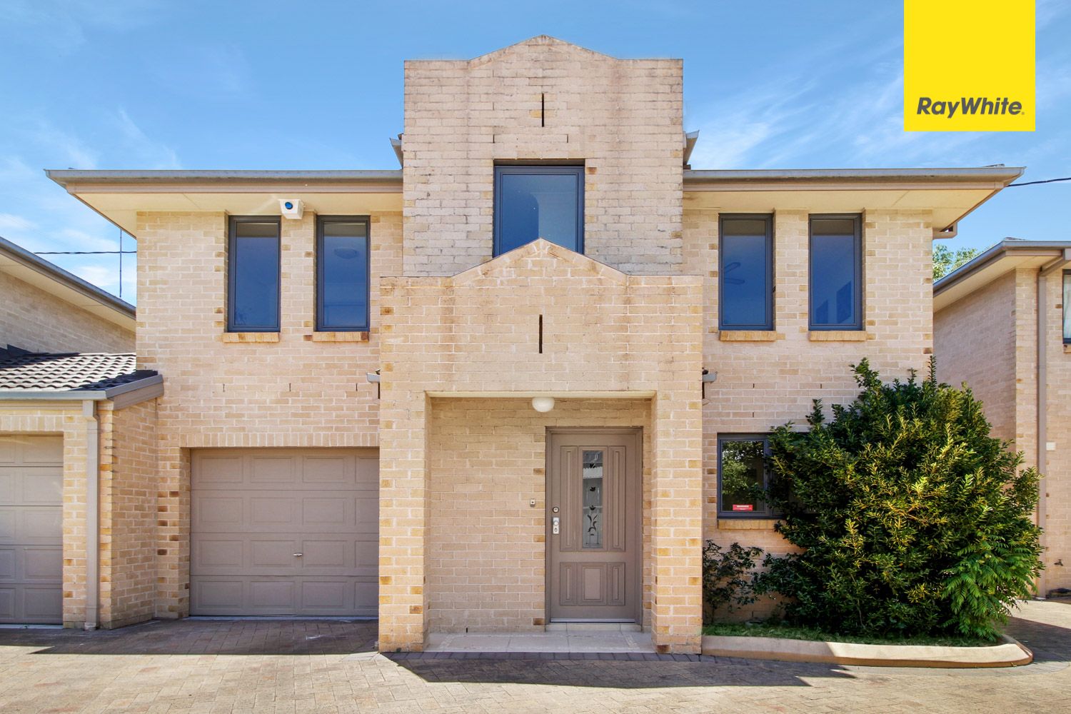 2/1 McCoy Street, Toongabbie NSW 2146