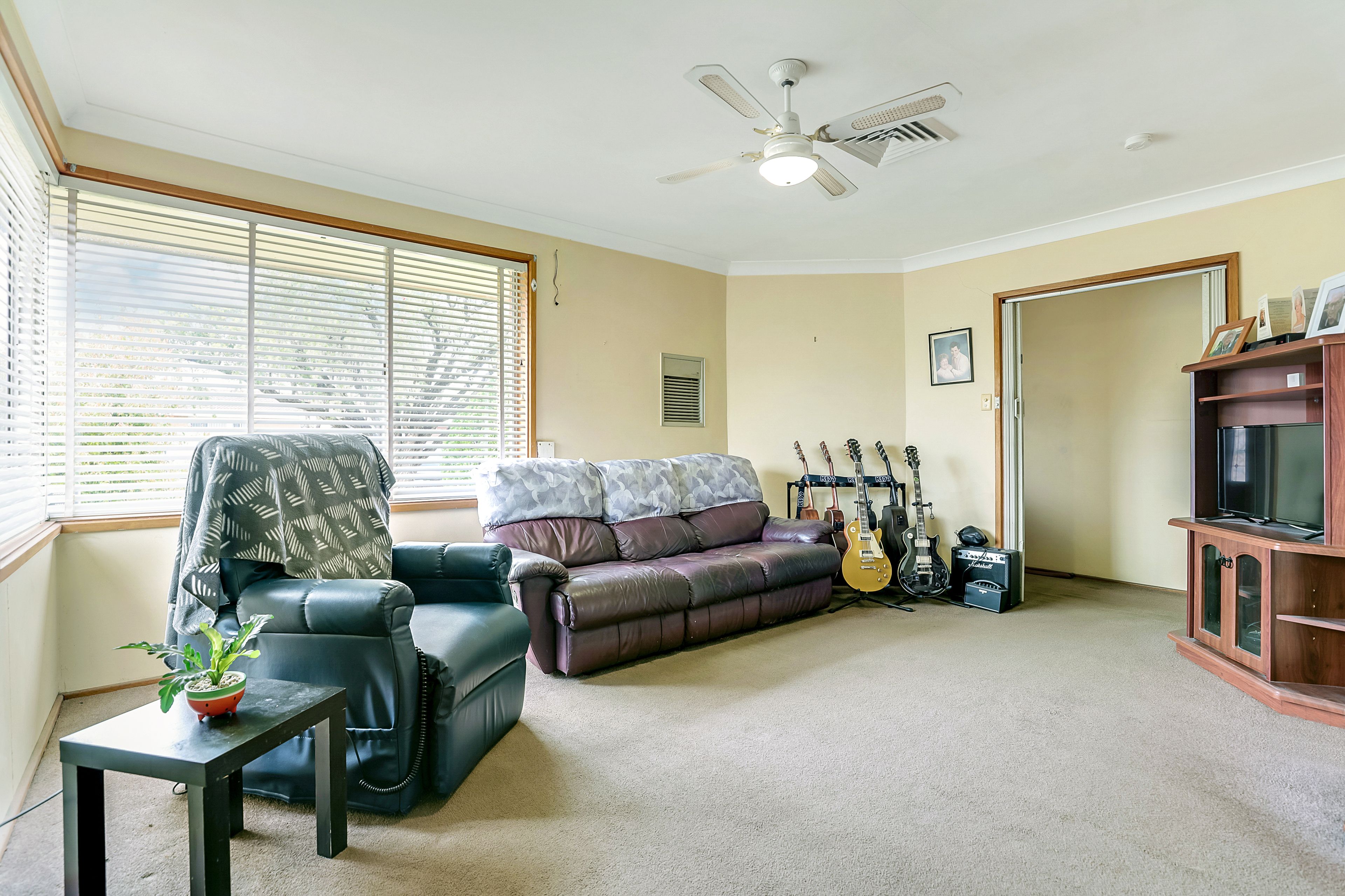27 Blue Gum Avenue, South Penrith, NSW 2750