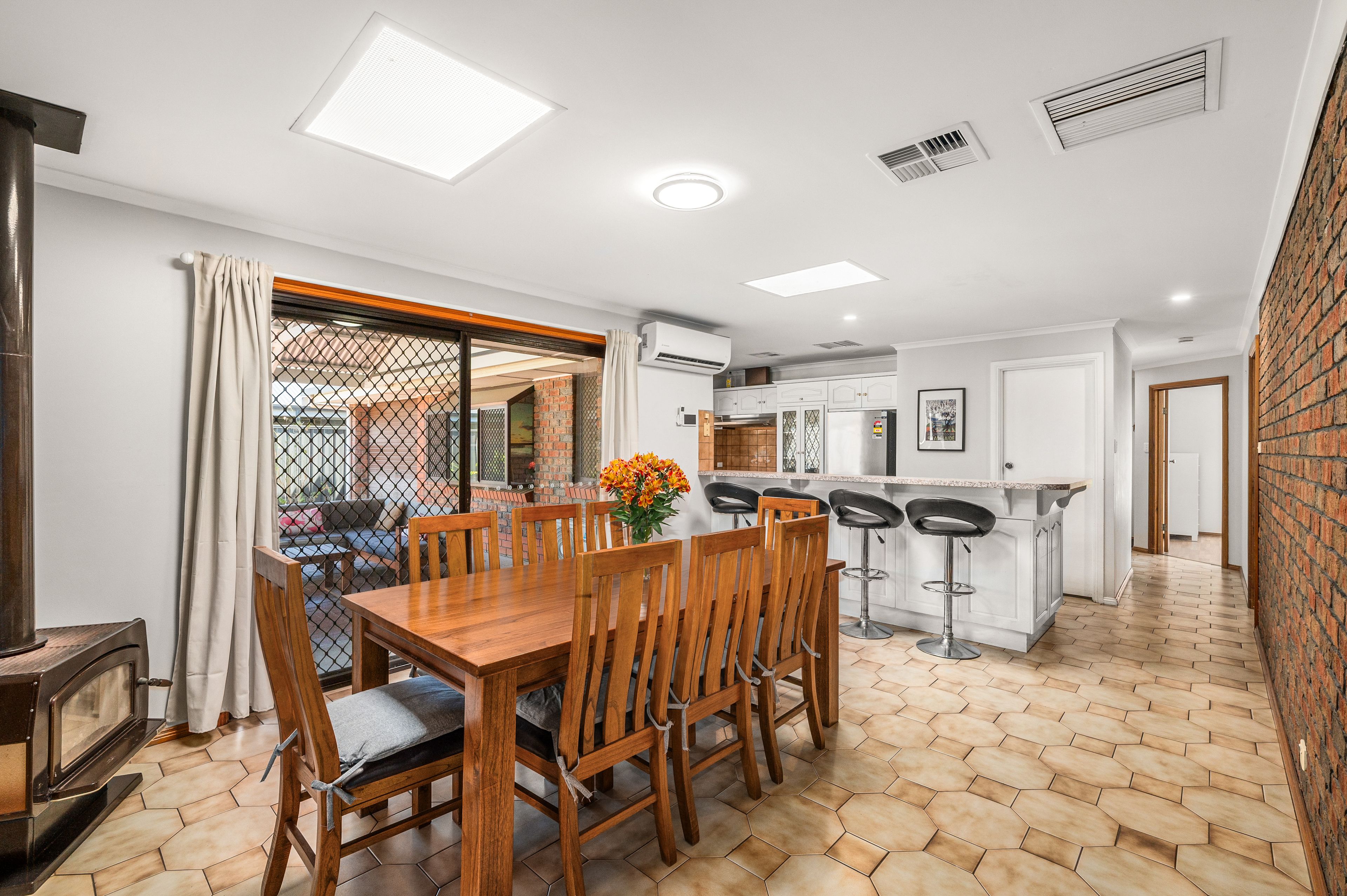 28 Penong Avenue — photo 5 of 17