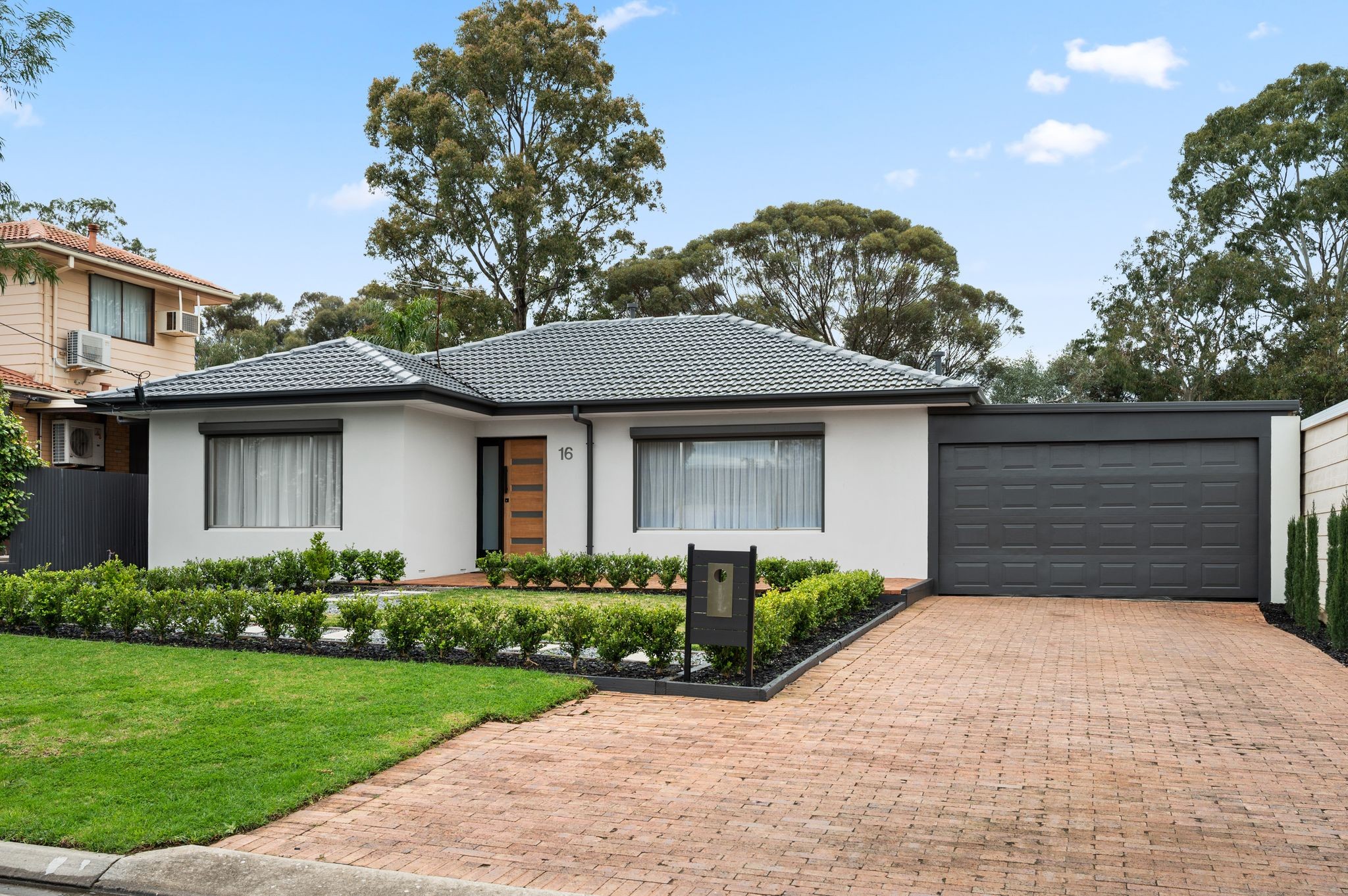 16 Bank Crescent, St Agnes, SA 5097