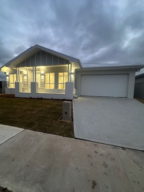 34 Dulcimere Street, Tahmoor, NSW 2573