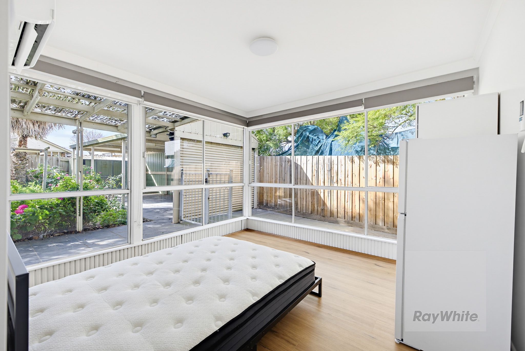 18 Scott Grove — photo 5 of 20
