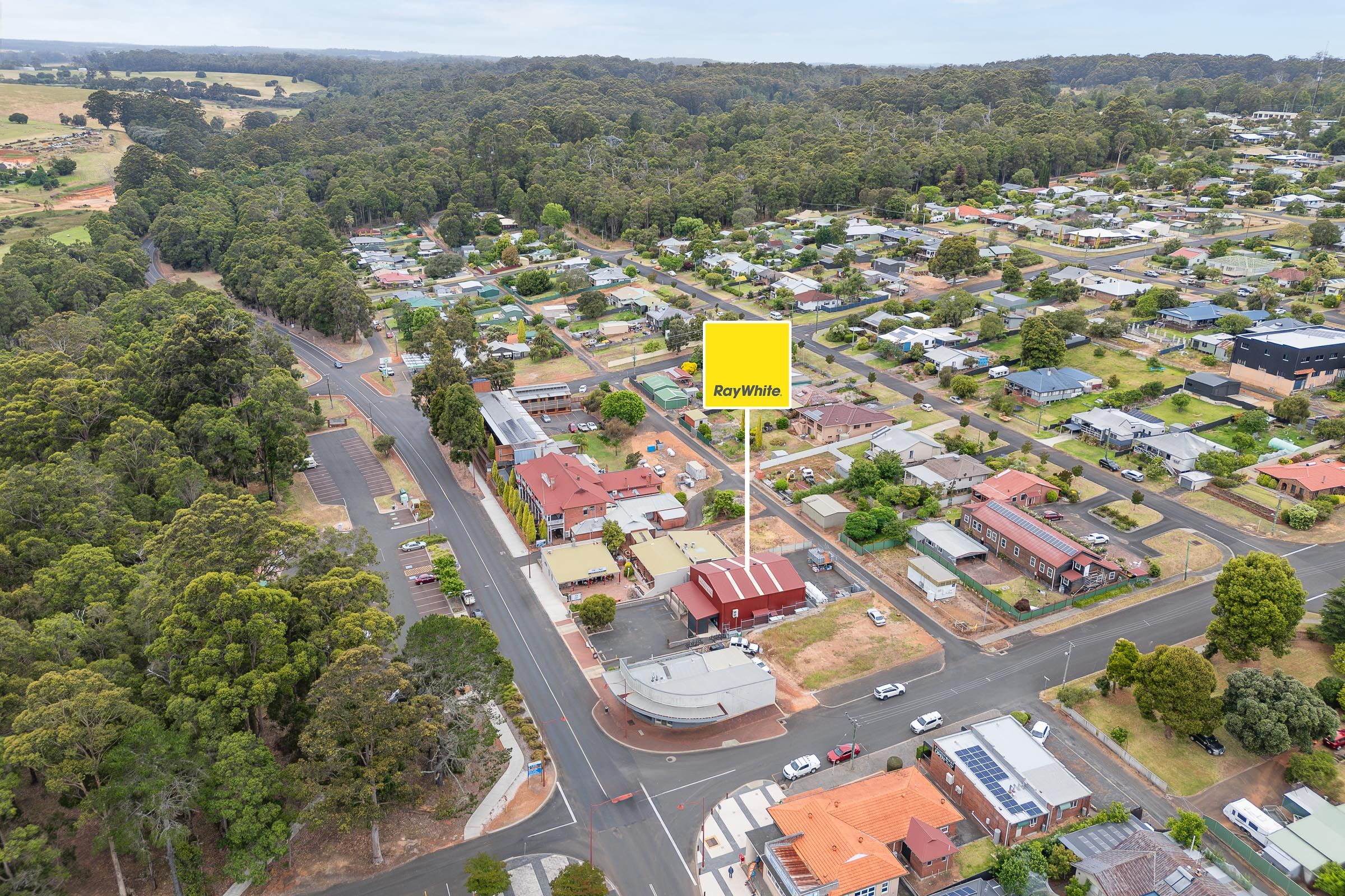 33 Guppy Street, Pemberton, WA 6260