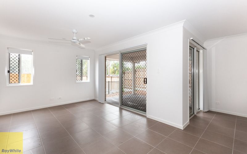 17 Bruce Lane, Camira, QLD 4300