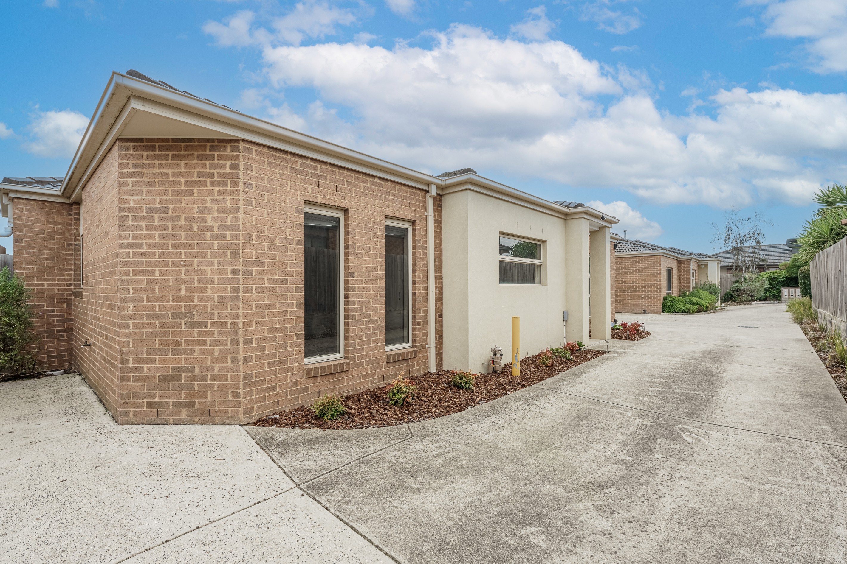 2/34 Sing Crescent, Berwick, VIC 3806