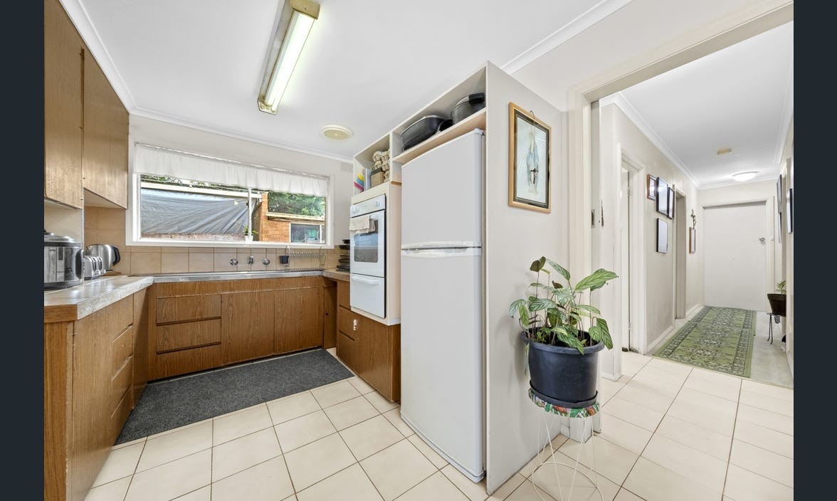 18 Anne Road, Knoxfield, VIC 3180