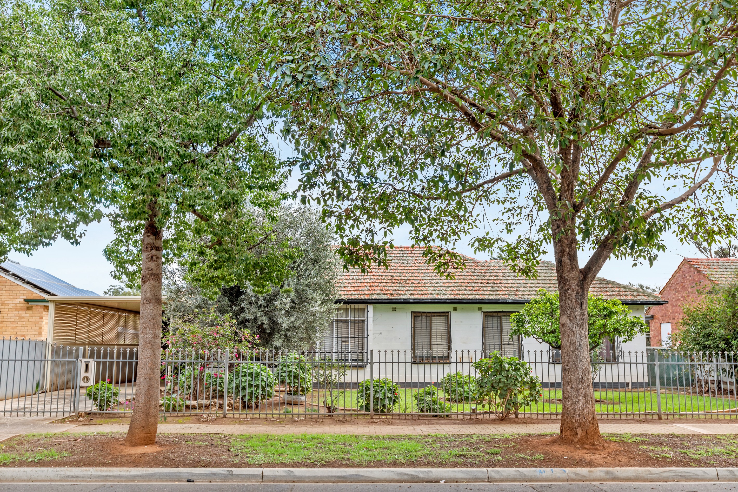 14 Harvey Road, Elizabeth, SA 5112