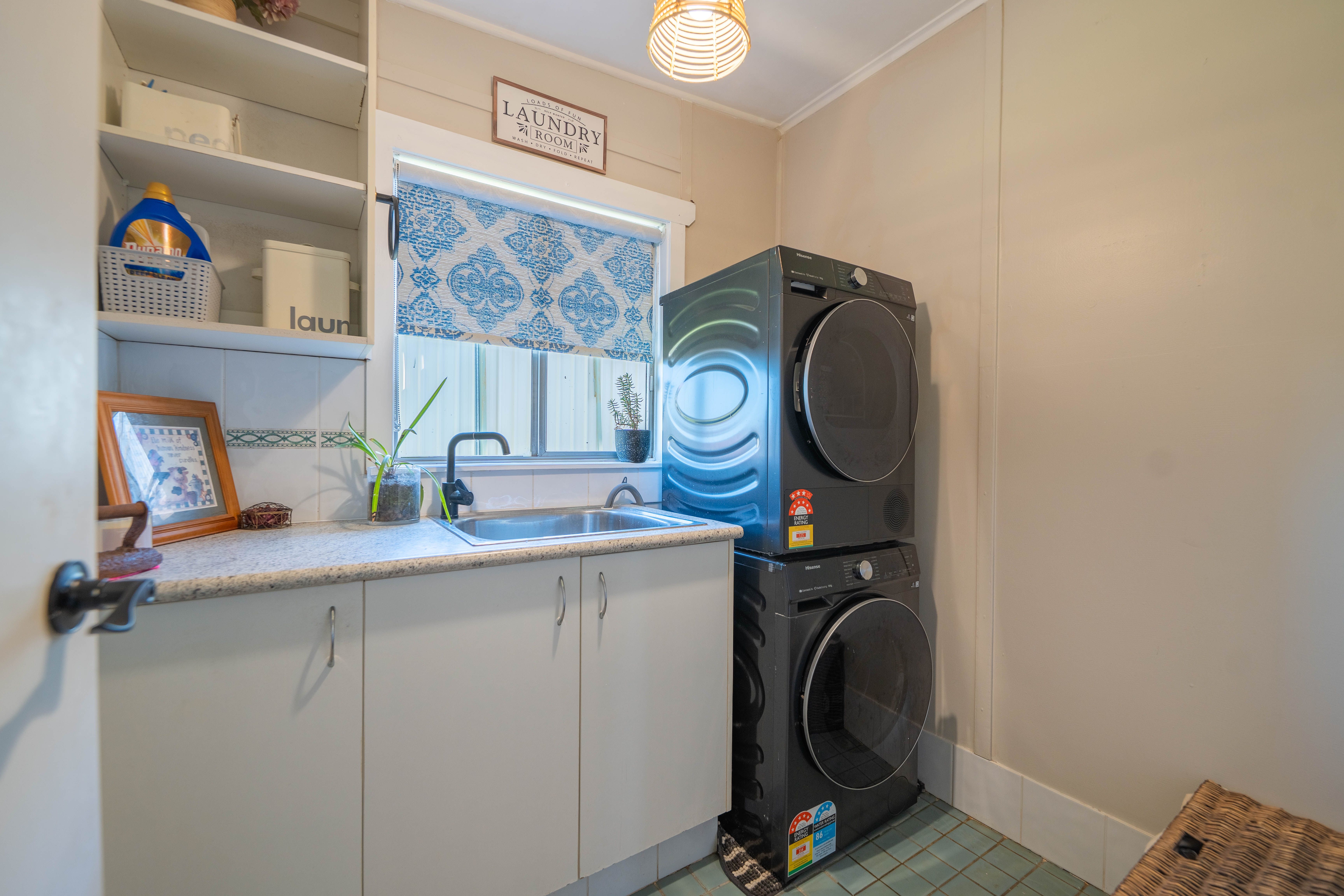 31 Rose Street — photo 17 of 18