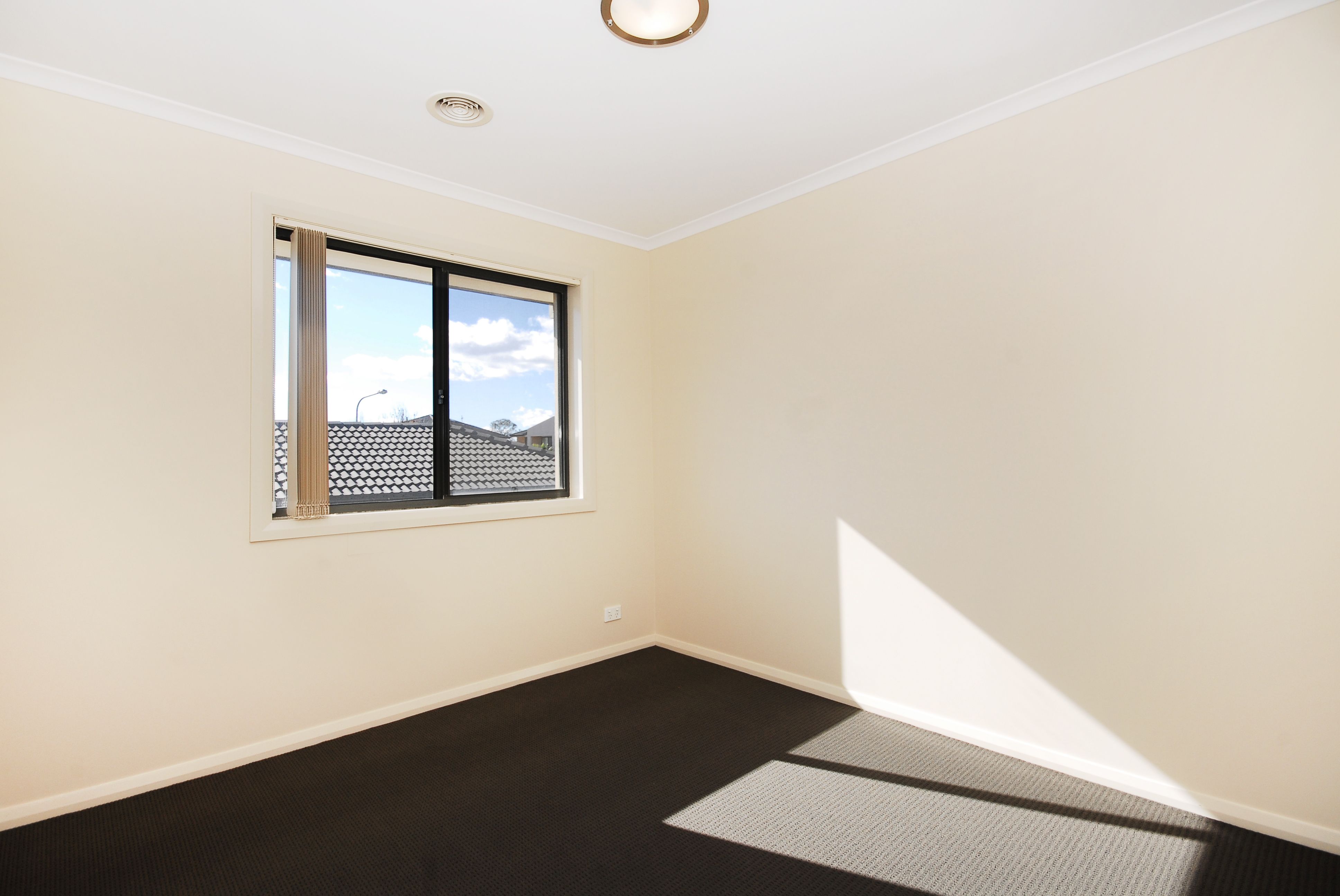 35 Hazelgrove Street — photo 14 of 22