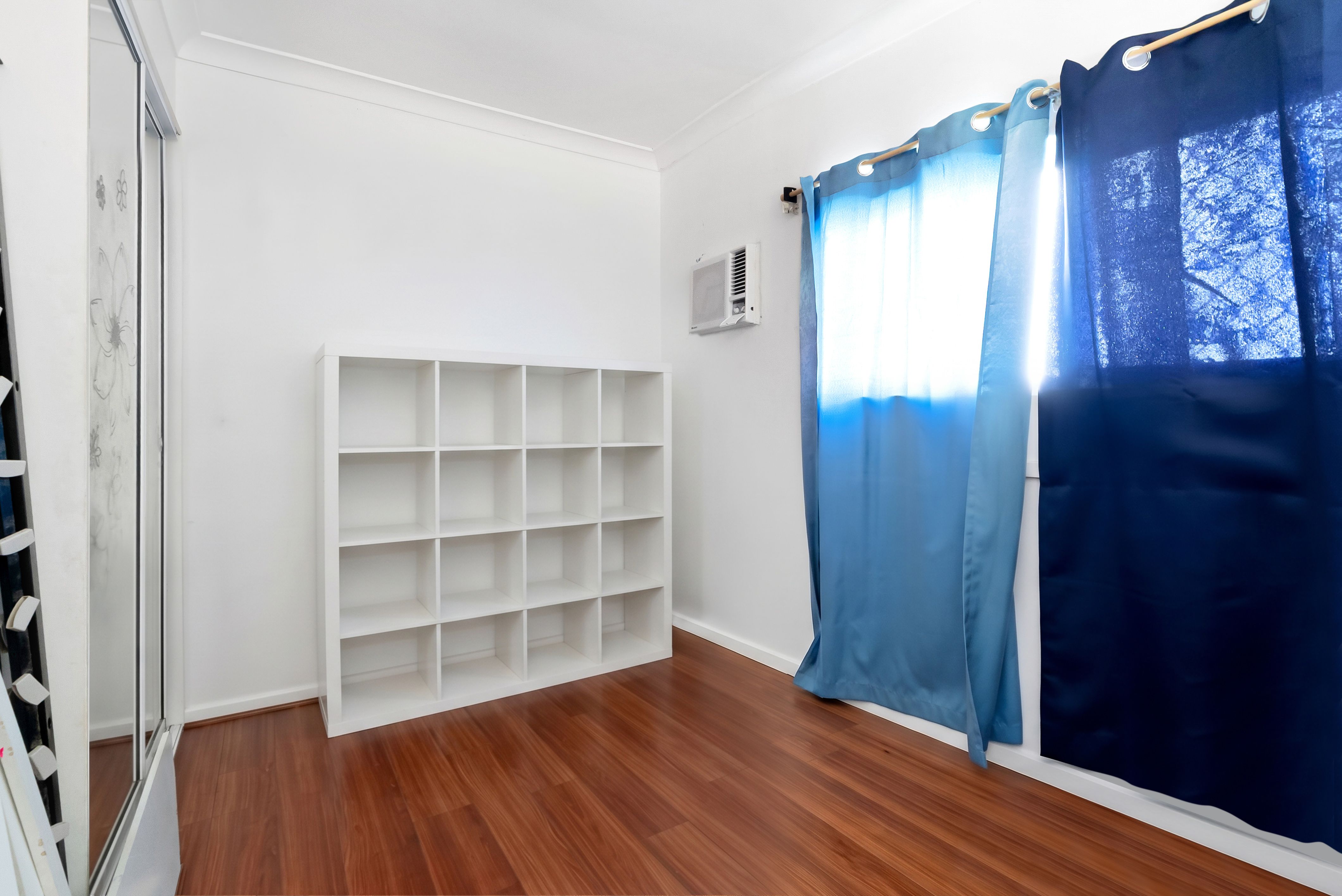 12 Dandaloo Street — photo 10 of 17