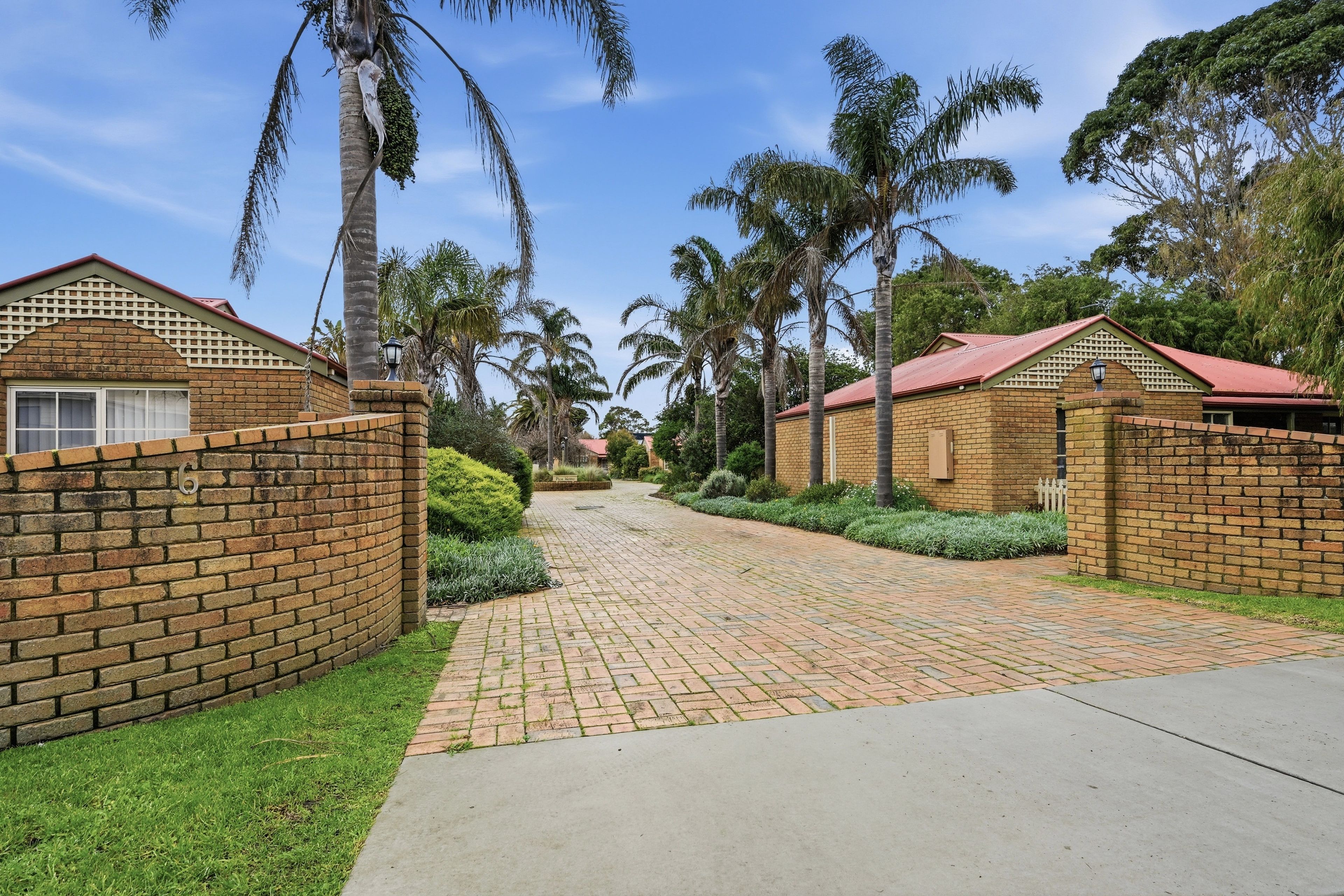 6/4-6 Cuttriss Street — photo 12 of 14