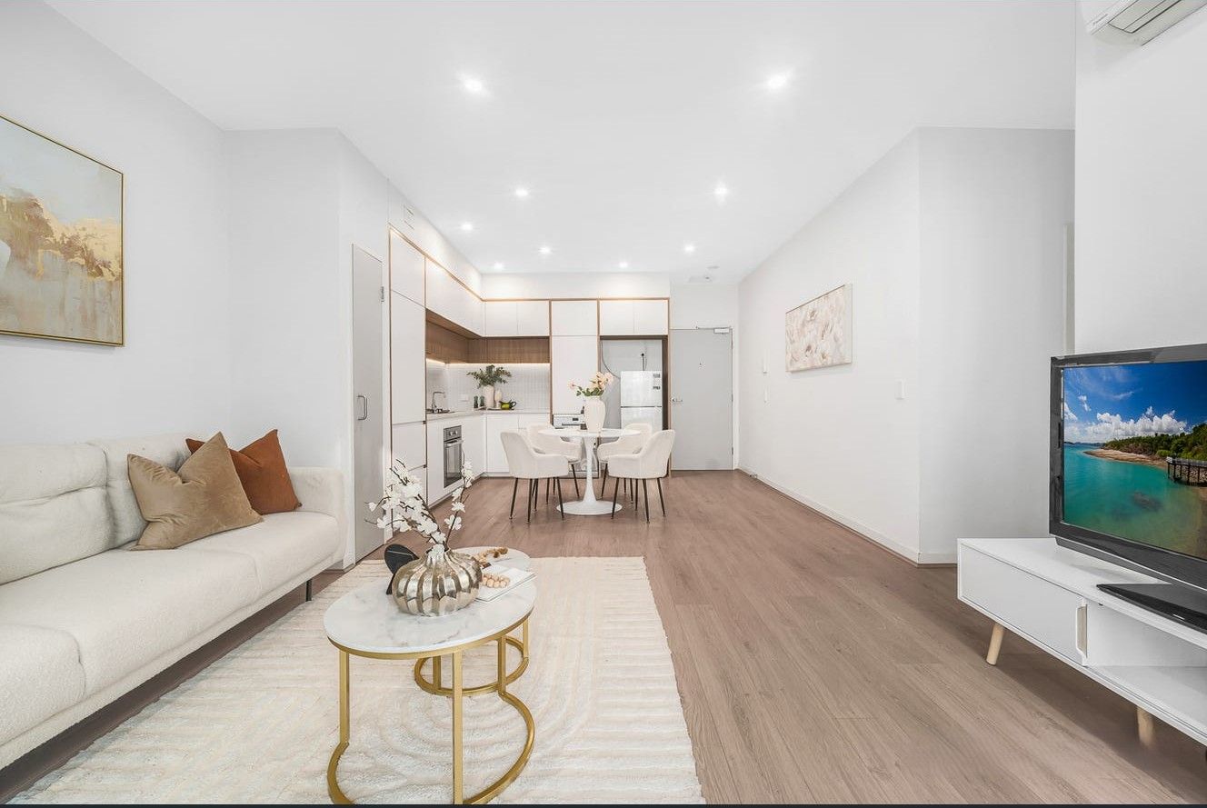 305/81B Lord Sheffield Circuit, Penrith, NSW 2750