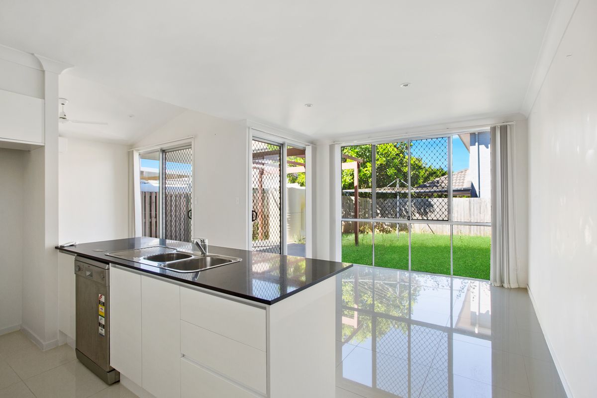 28 Brooklyn Close, North Lakes, QLD 4509