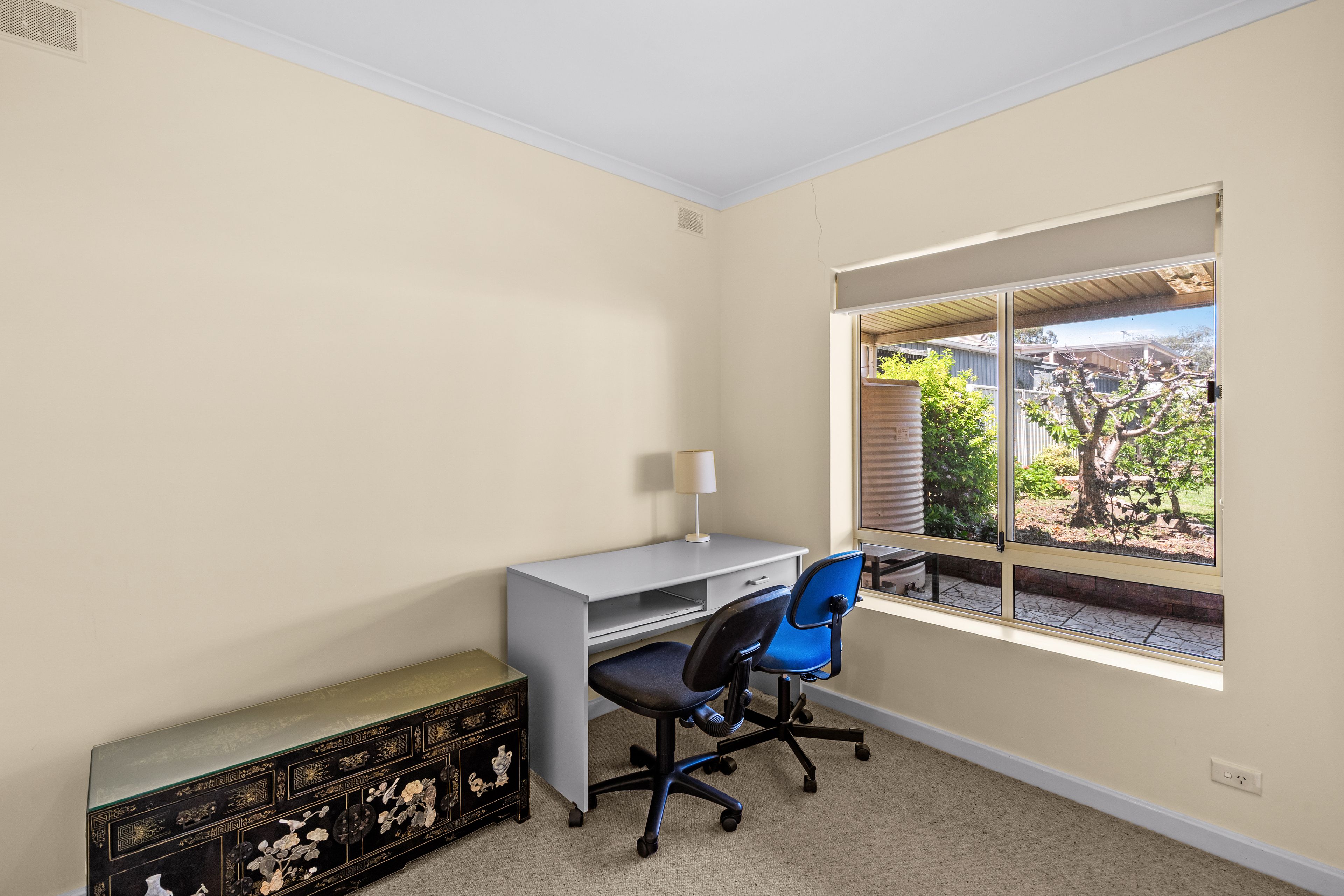 45 Loch Lomond Drive — photo 15 of 23