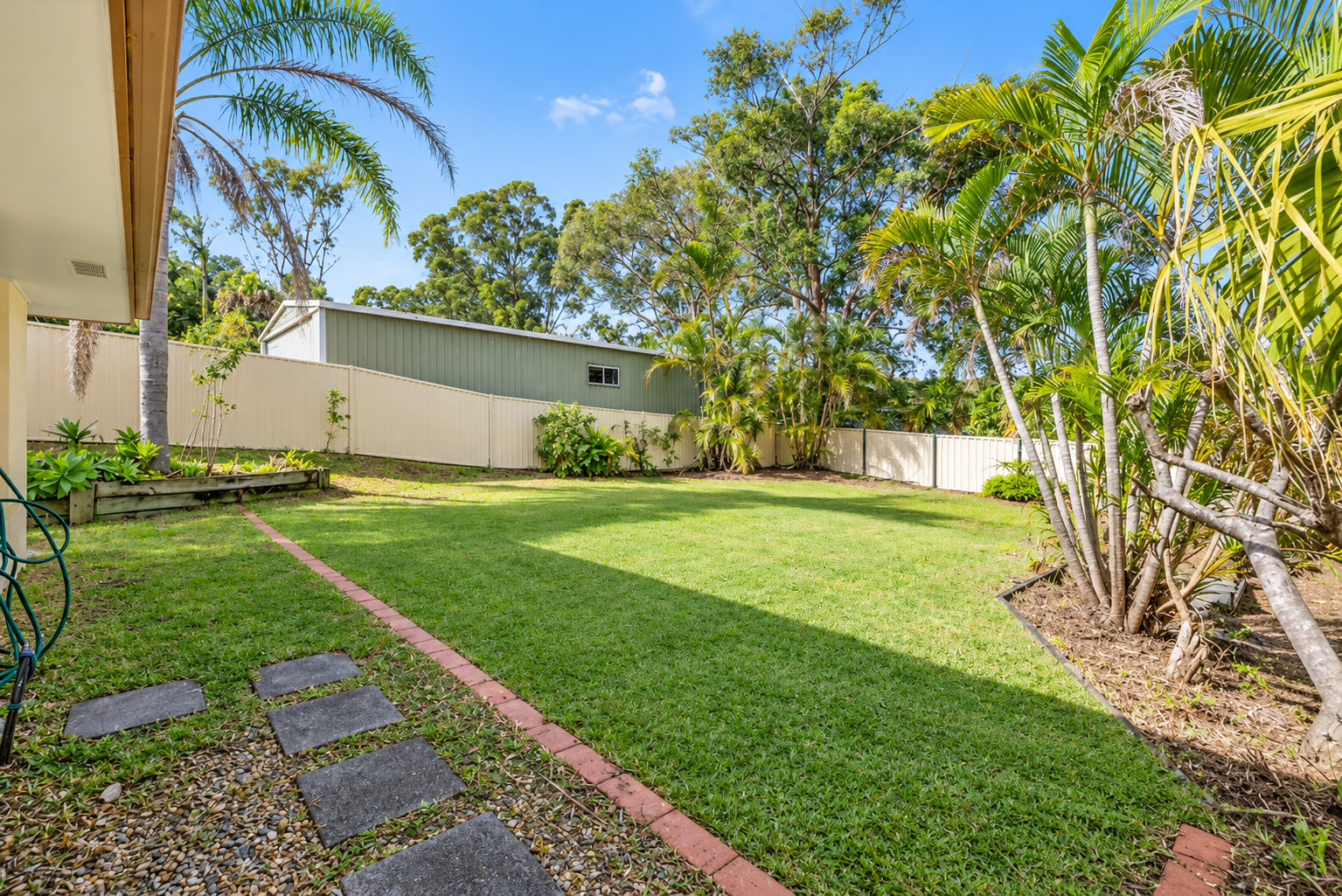 16 Voltaire Street — photo 14 of 15