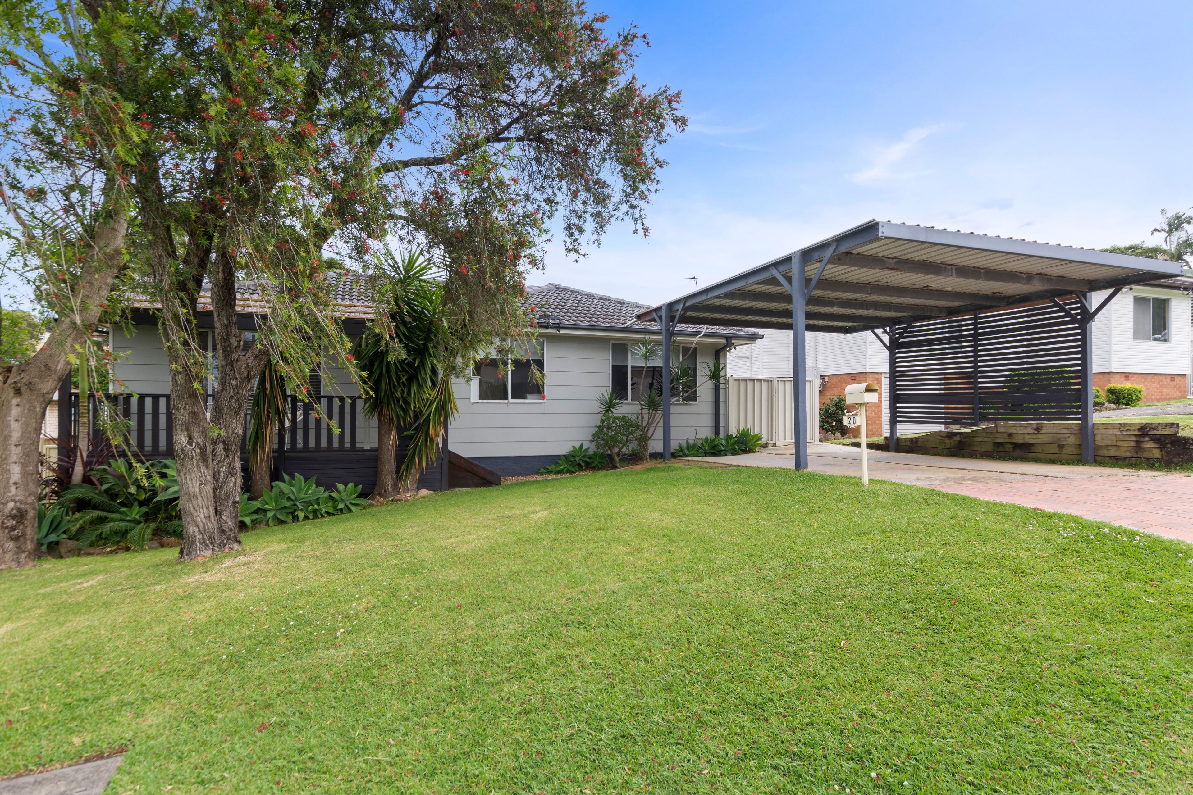 20 Blakemore Avenue, Kanahooka NSW 2530