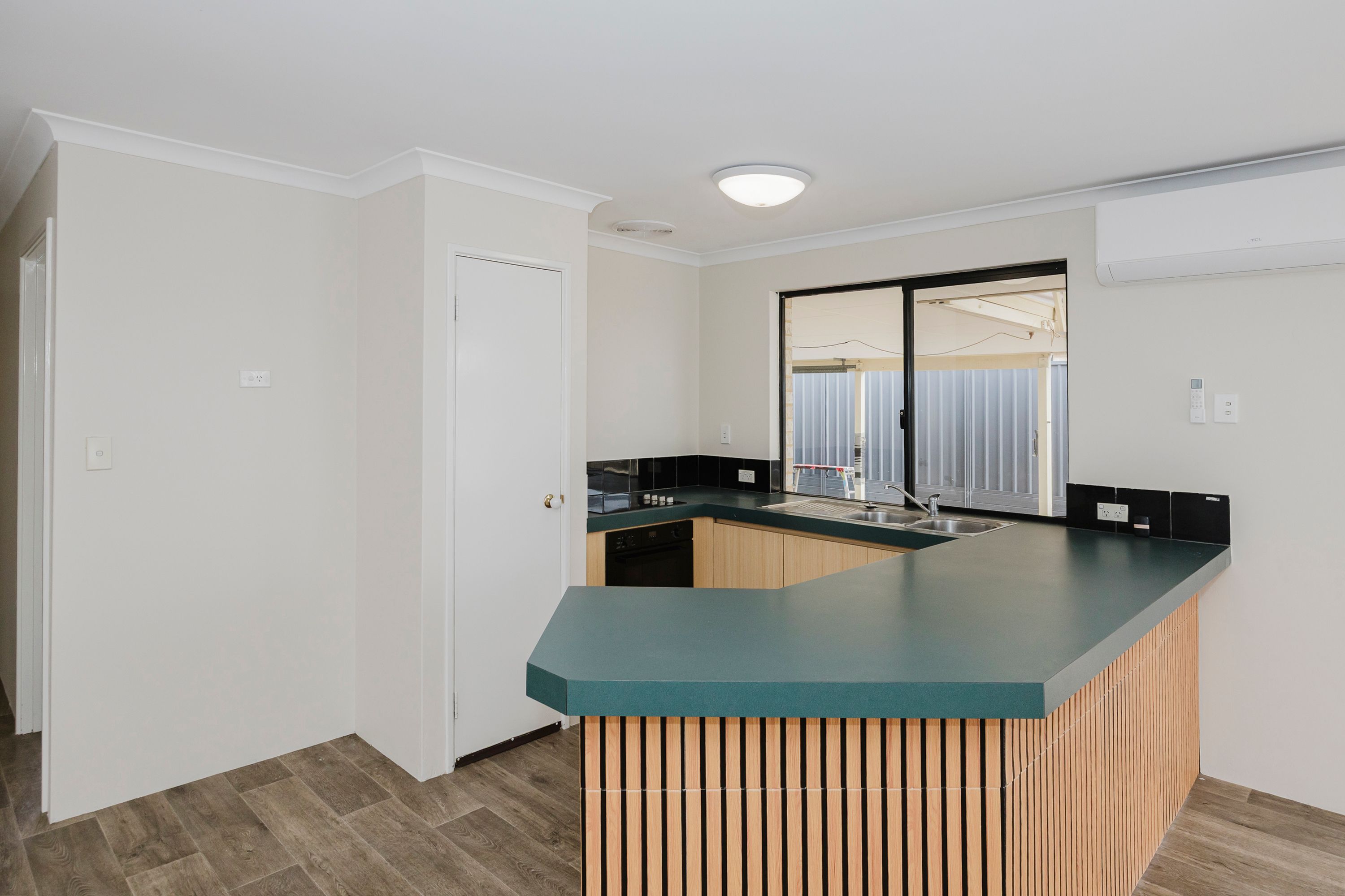 14 Pyrenees Court — photo 12 of 30