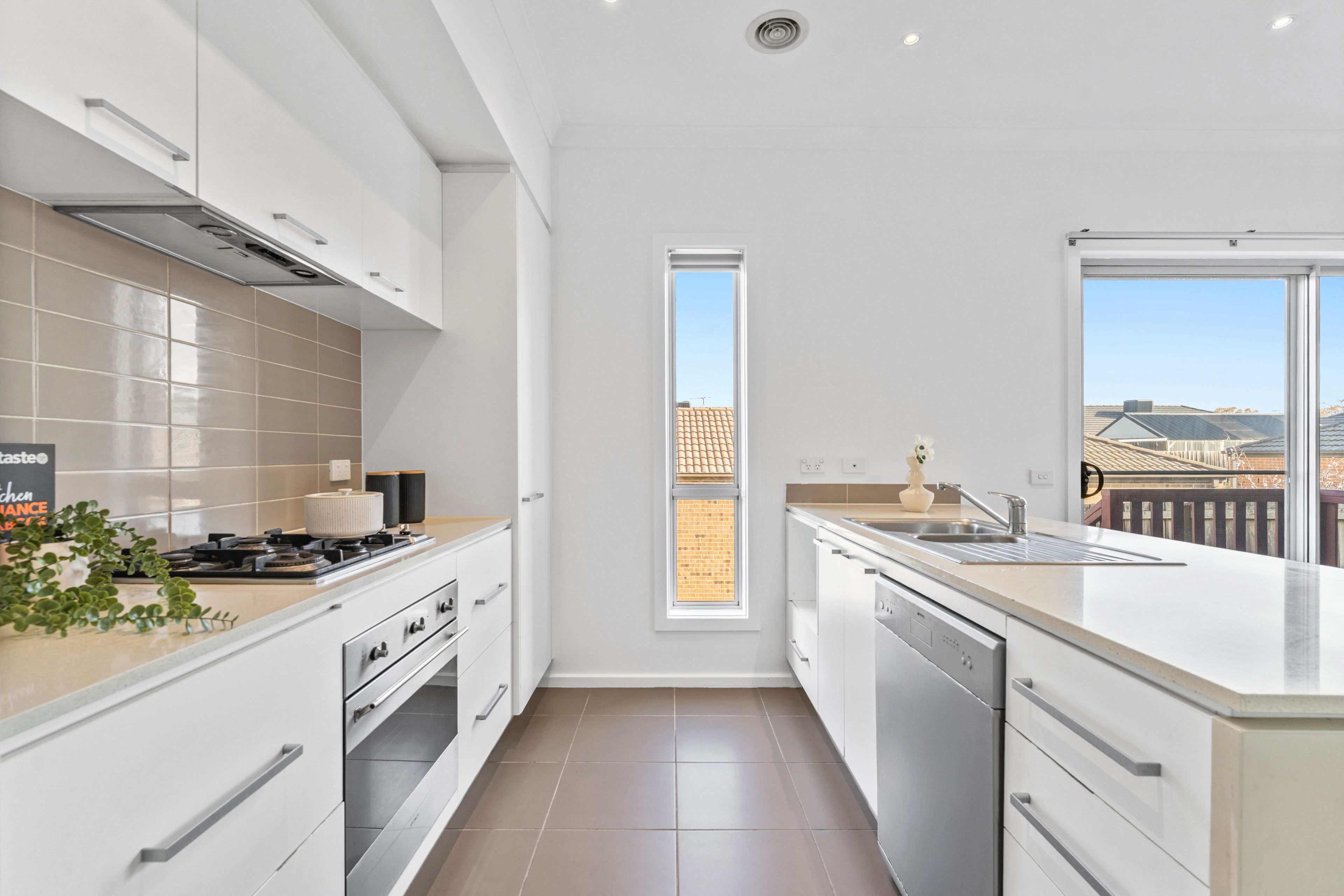 30 Bacchus Drive — photo 4 of 13