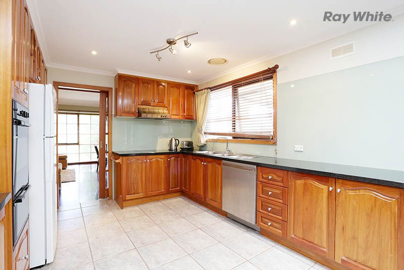 37 Angourie Crescent, Taylors Lakes, VIC 3038