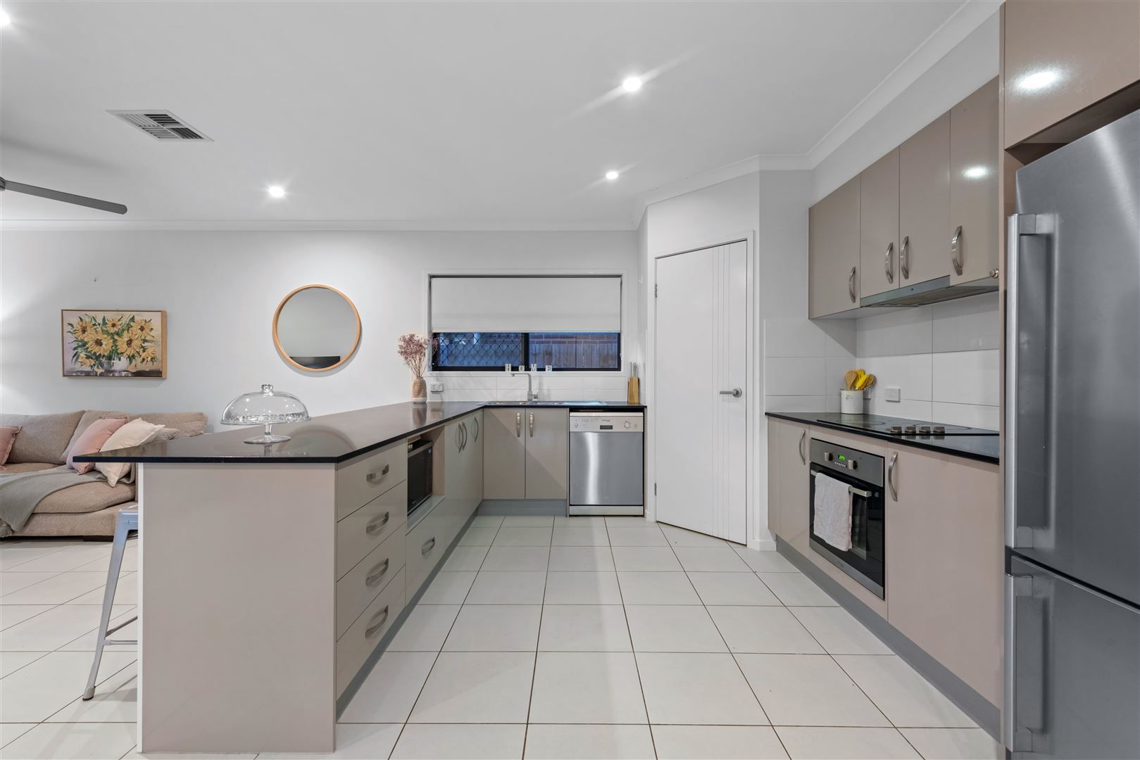47 Ravensbourne Crescent, North Lakes, QLD 4509