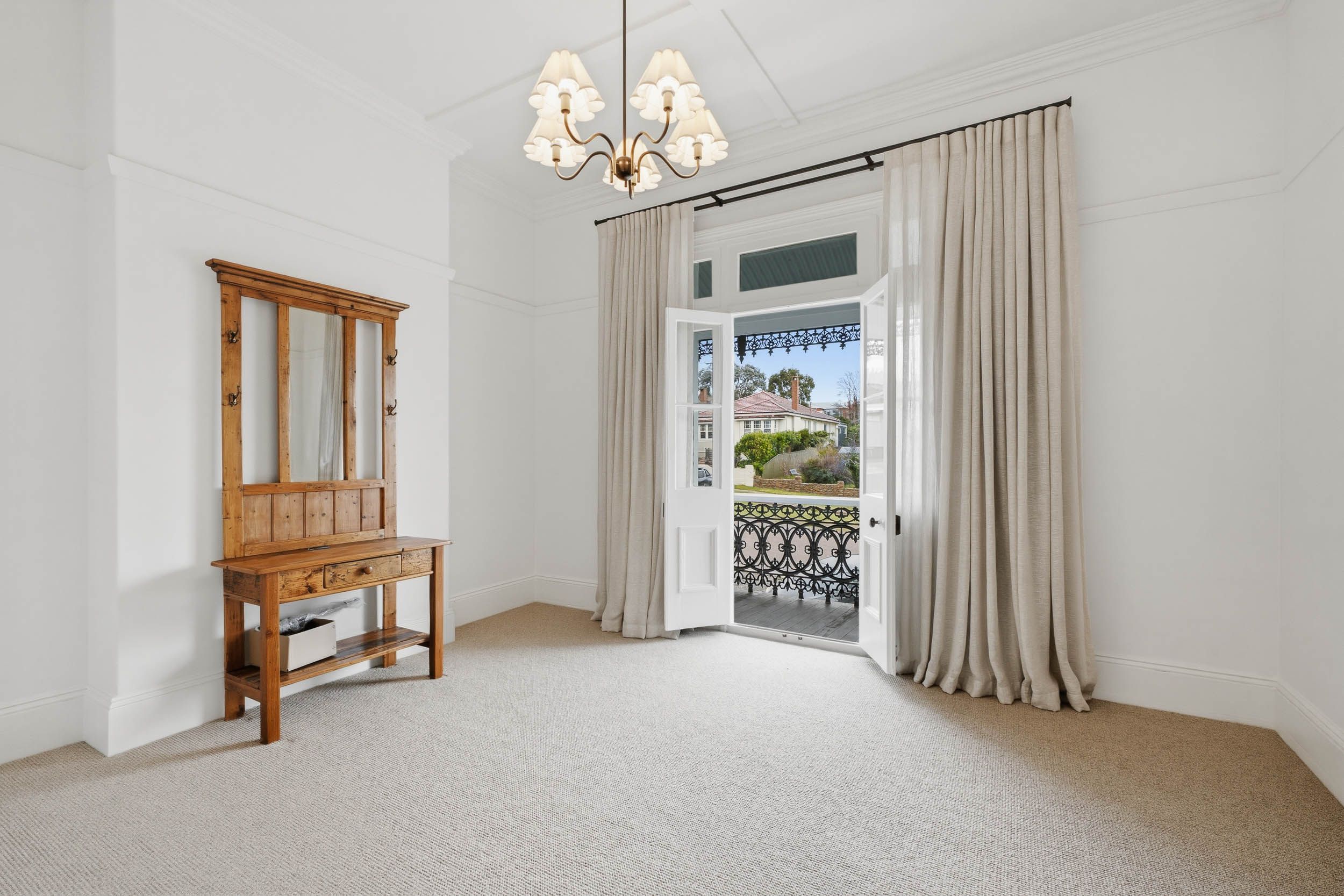 49 Montague Street — photo 6 of 15