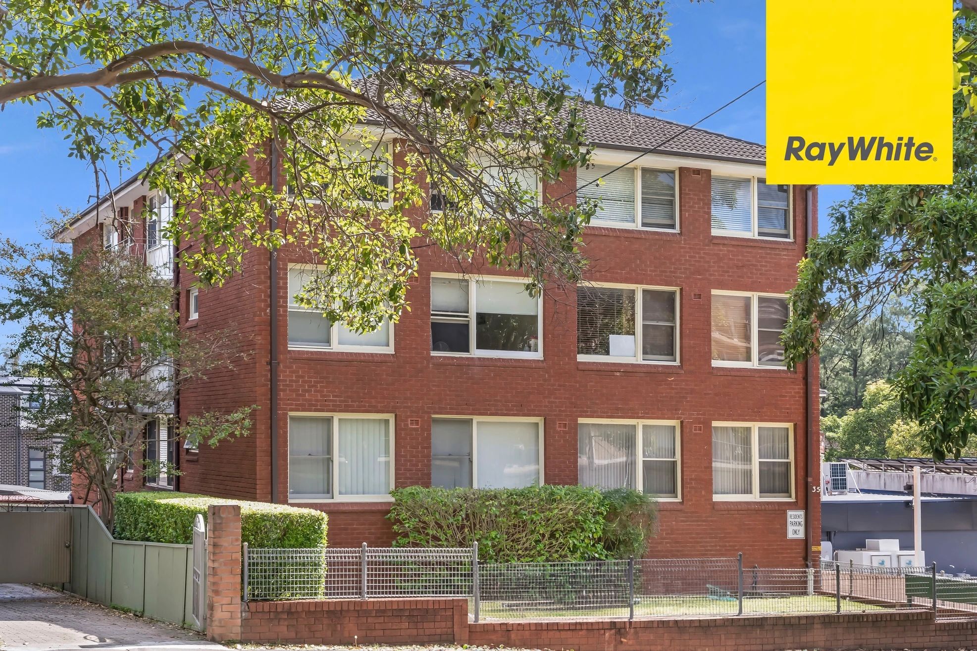 2/35 Victoria Street — photo from Ray White Epping NSW