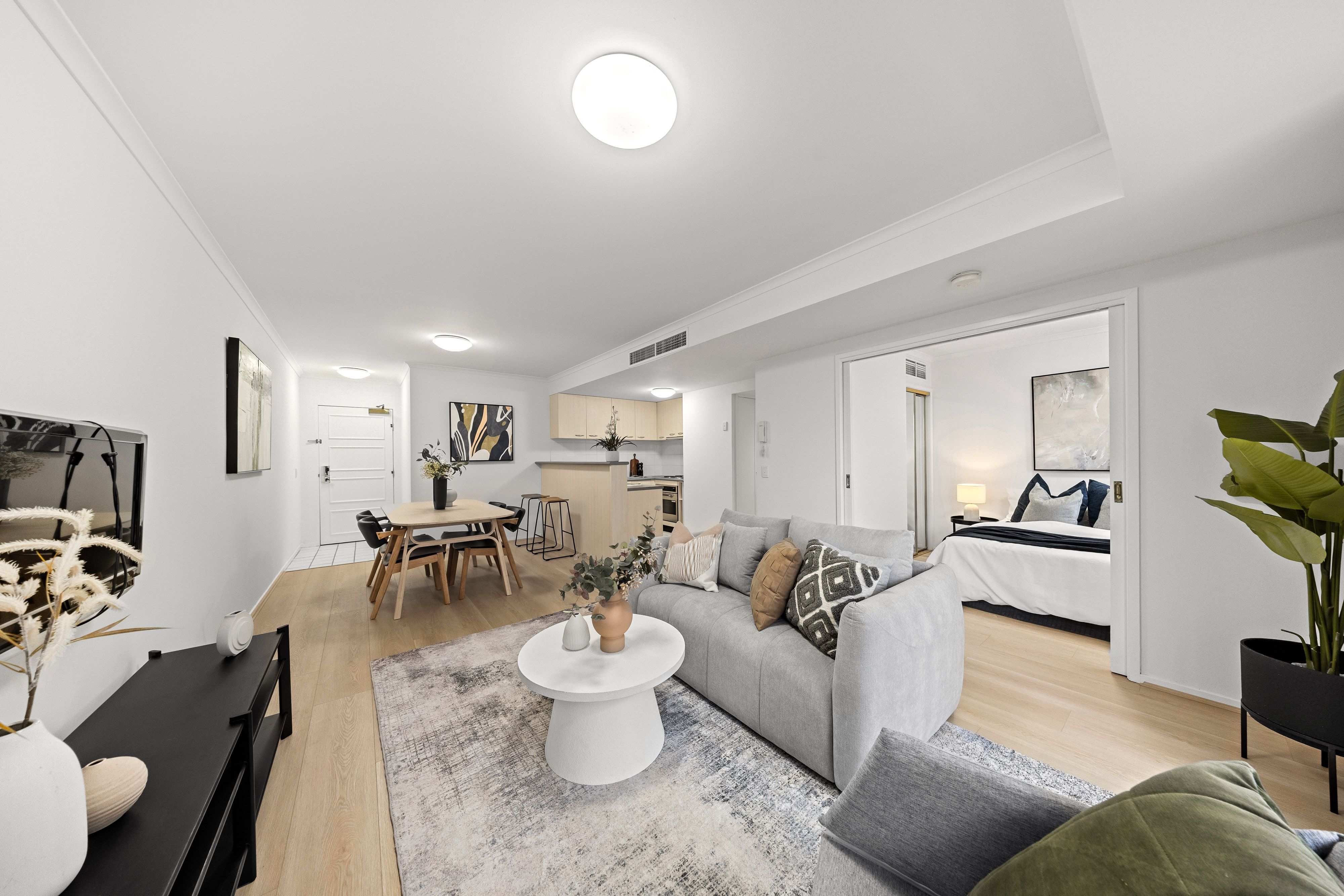 620/585 La Trobe Street — photo 3 of 16