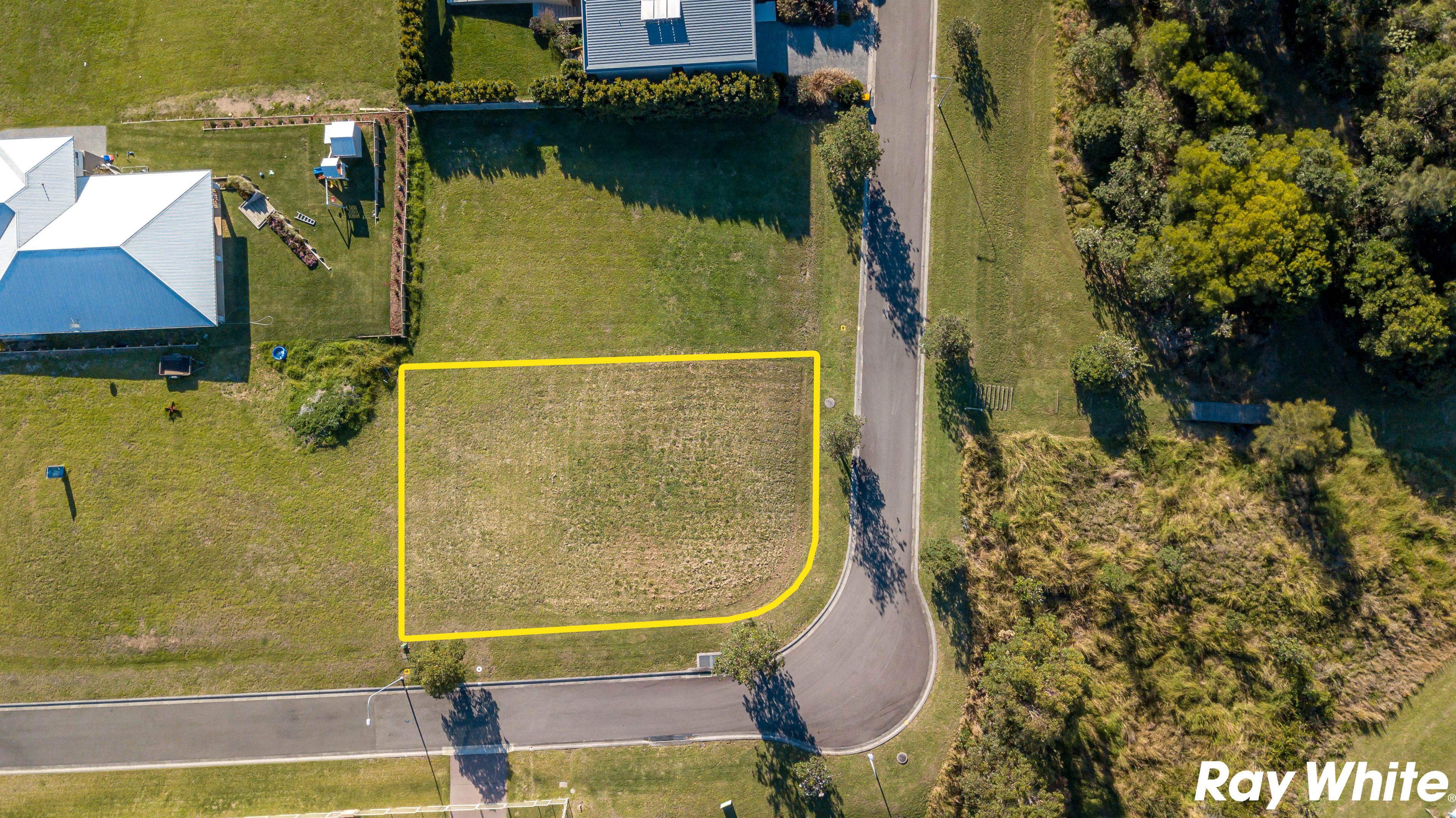 13 Glenelg Crescent, Red Head, NSW 2430