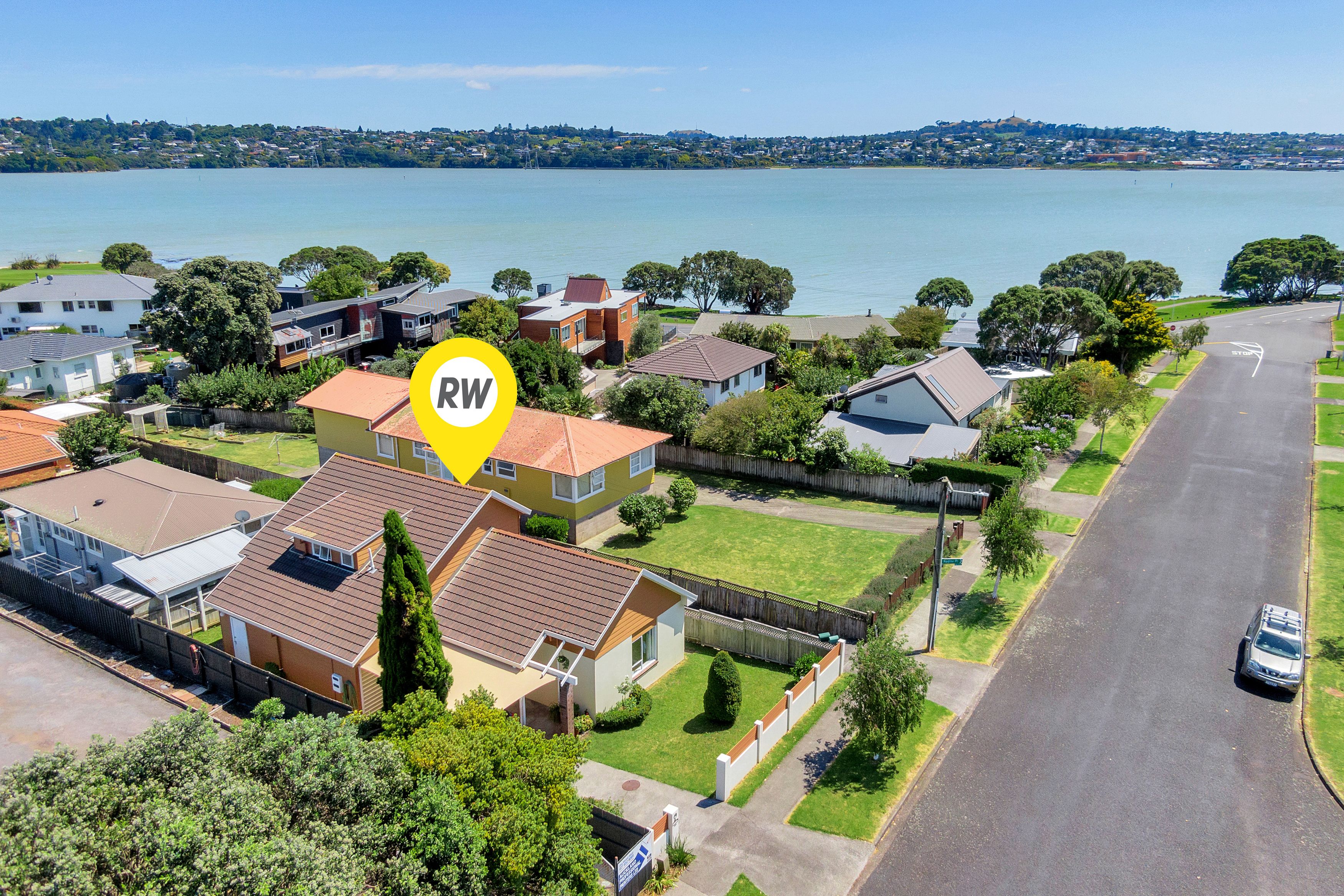 2/4a Seaforth Avenue, Mangere Bridge, Manukau City