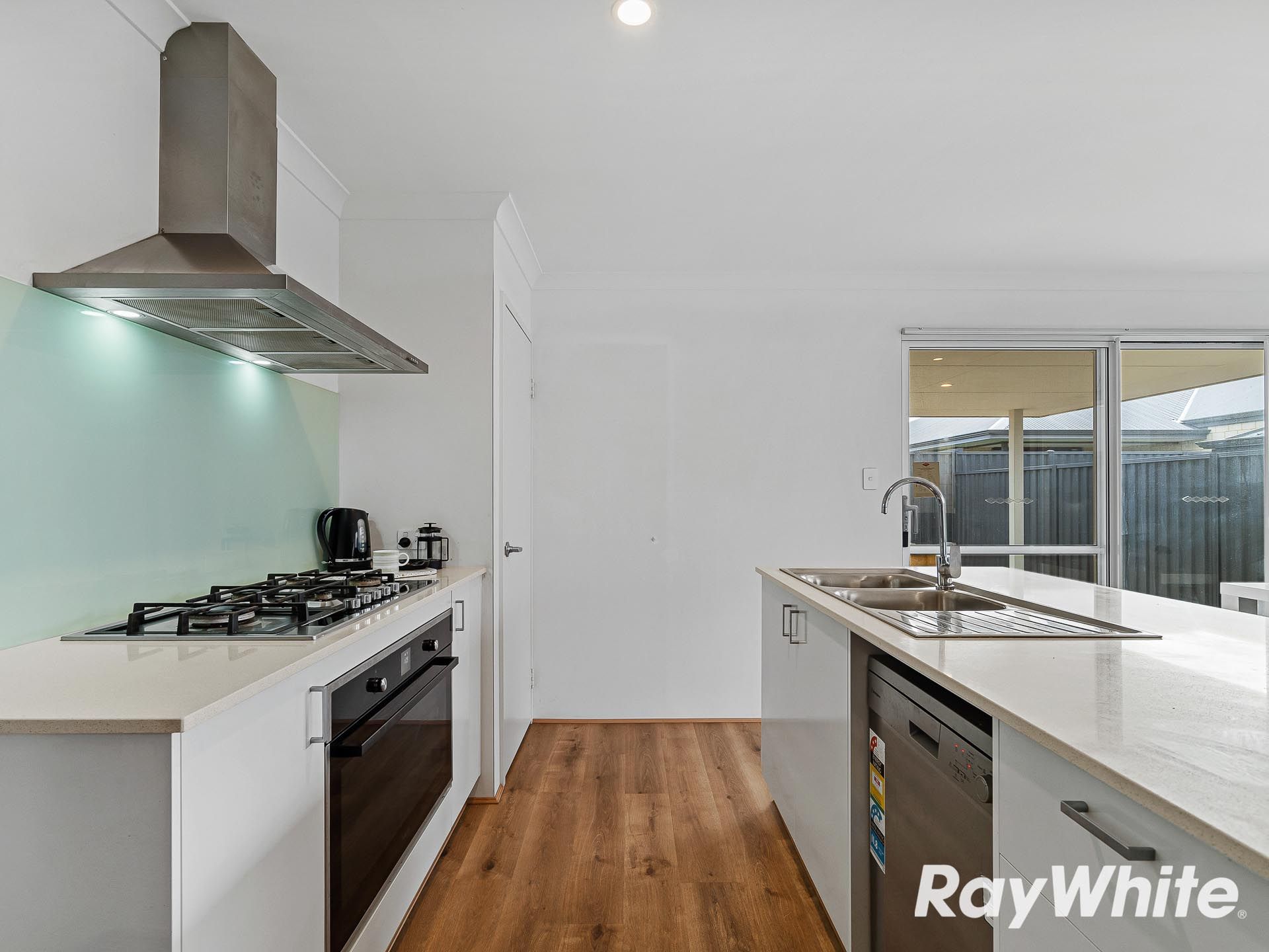 10 Pennina Grove — photo 3 of 17