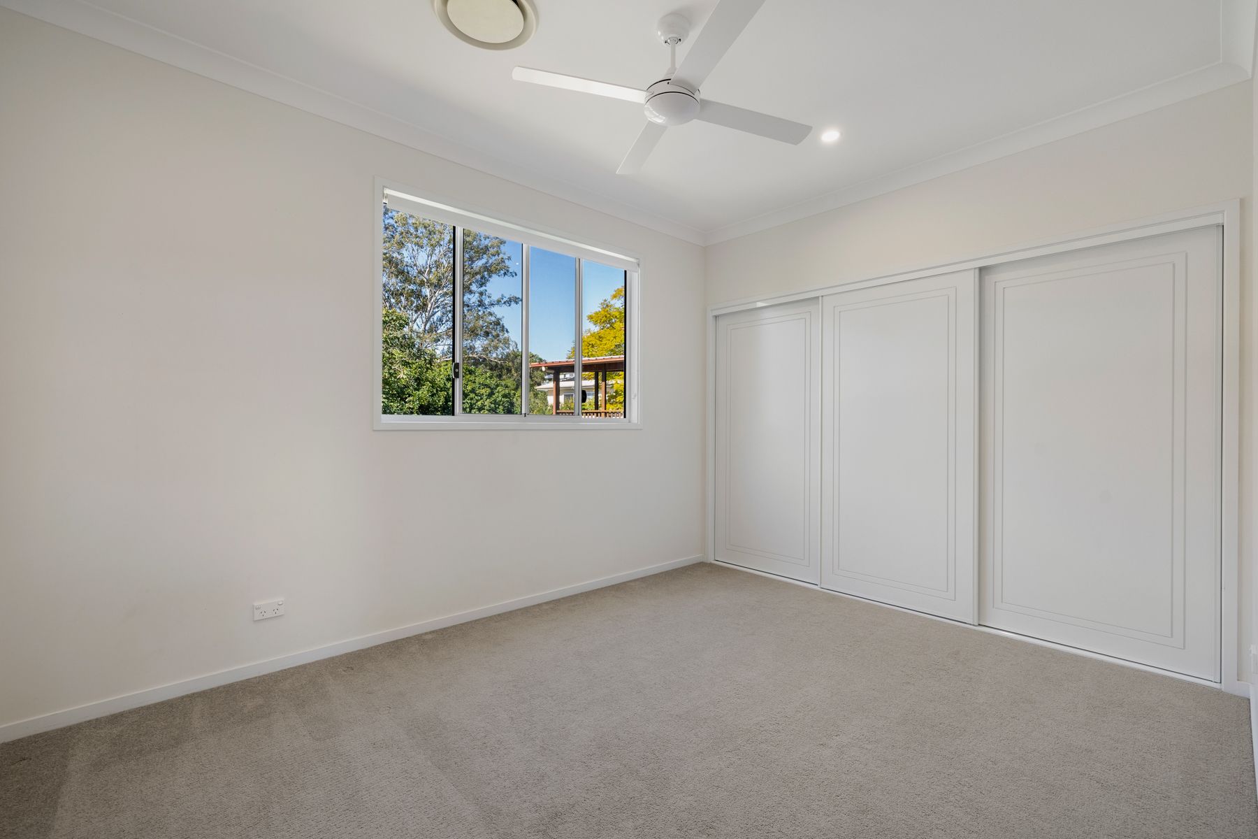 4 Satellite Street — photo 15 of 21