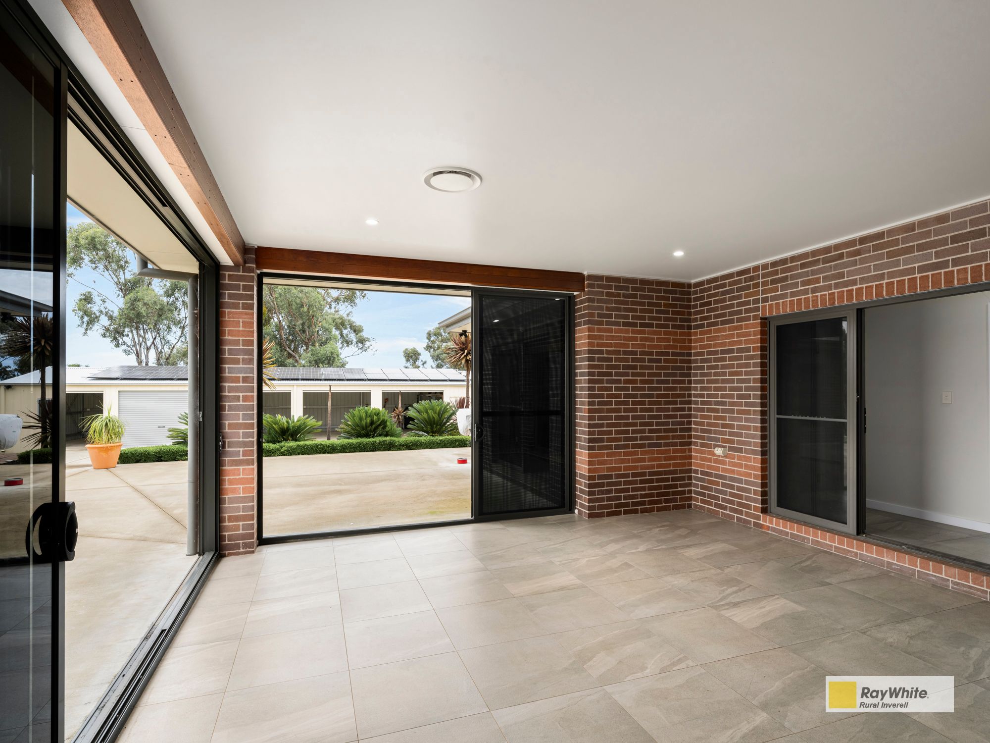 11 Wolbah Close — photo 21 of 30