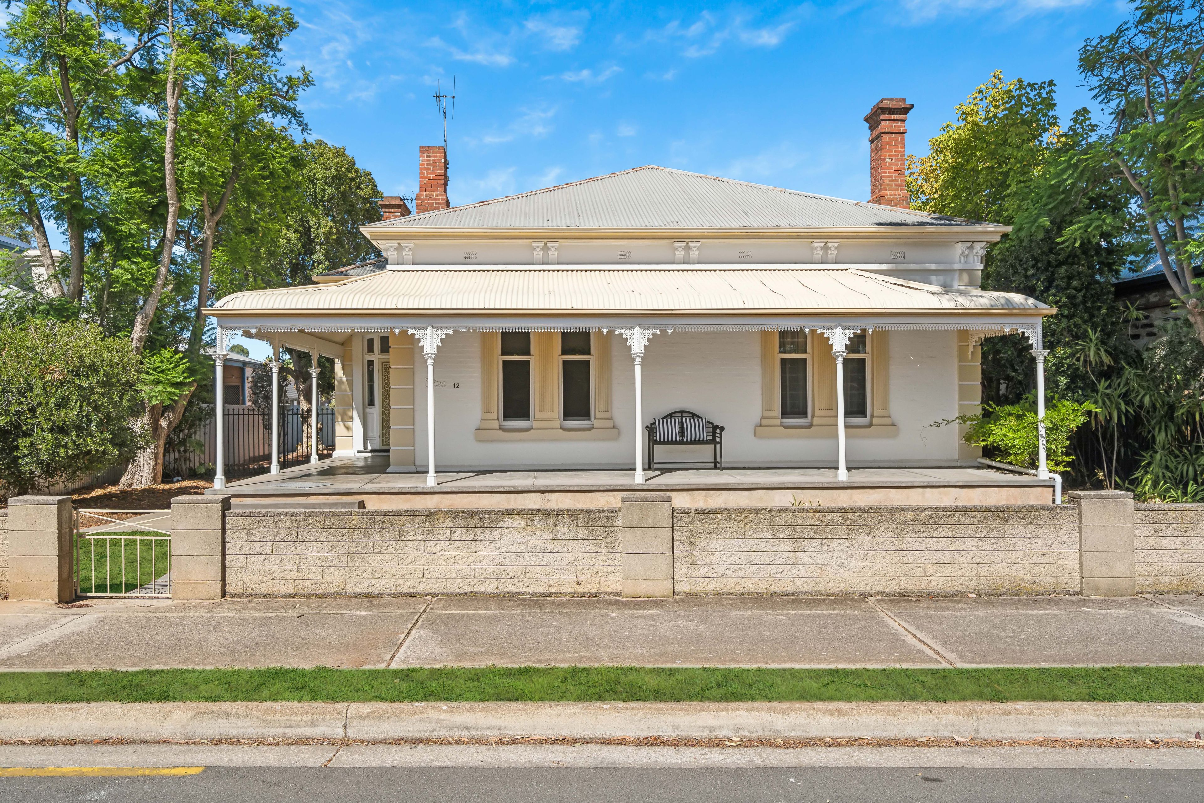 12 Russell Terrace, Woodville SA 5011