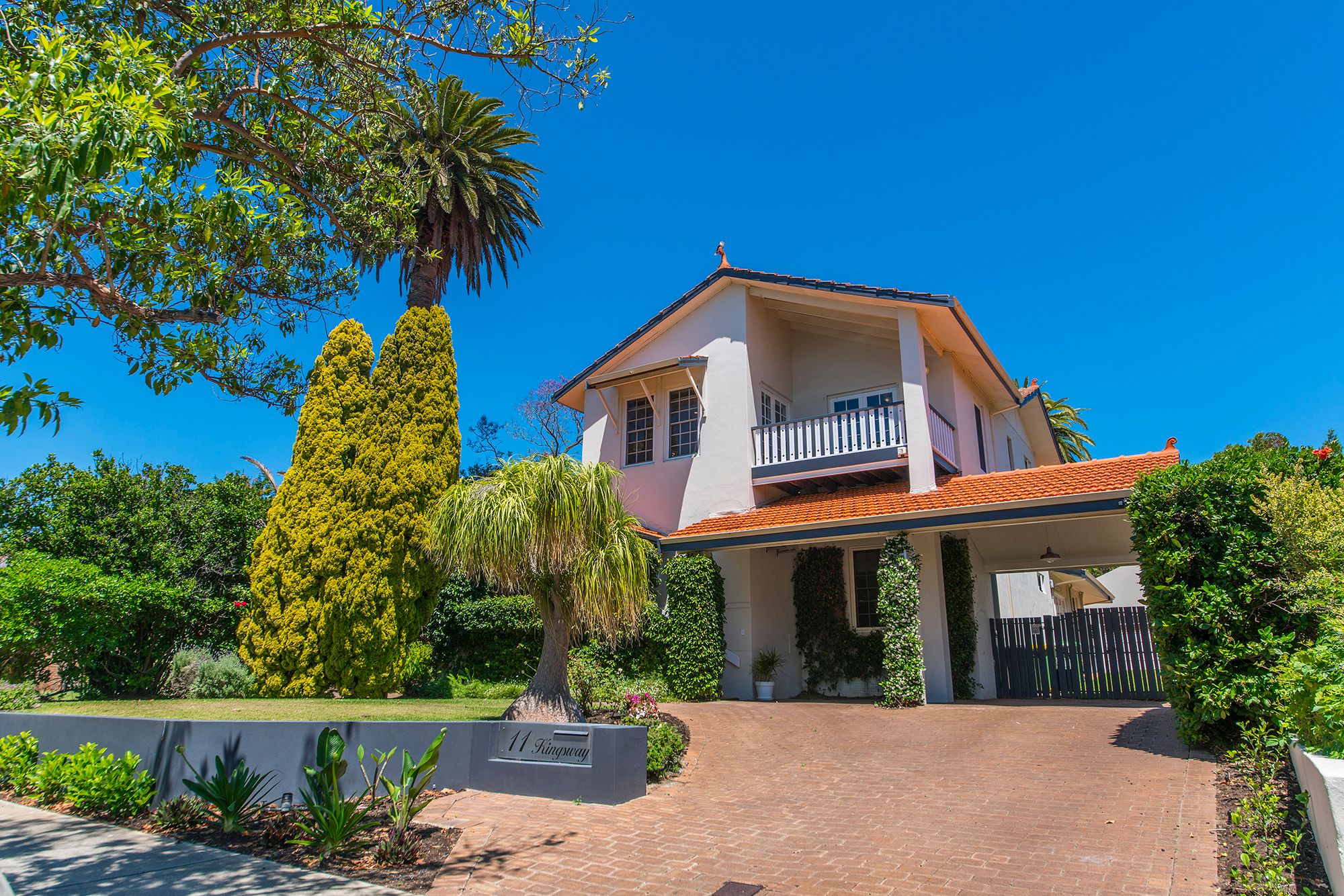 11 Kingsway, Nedlands, WA 6009