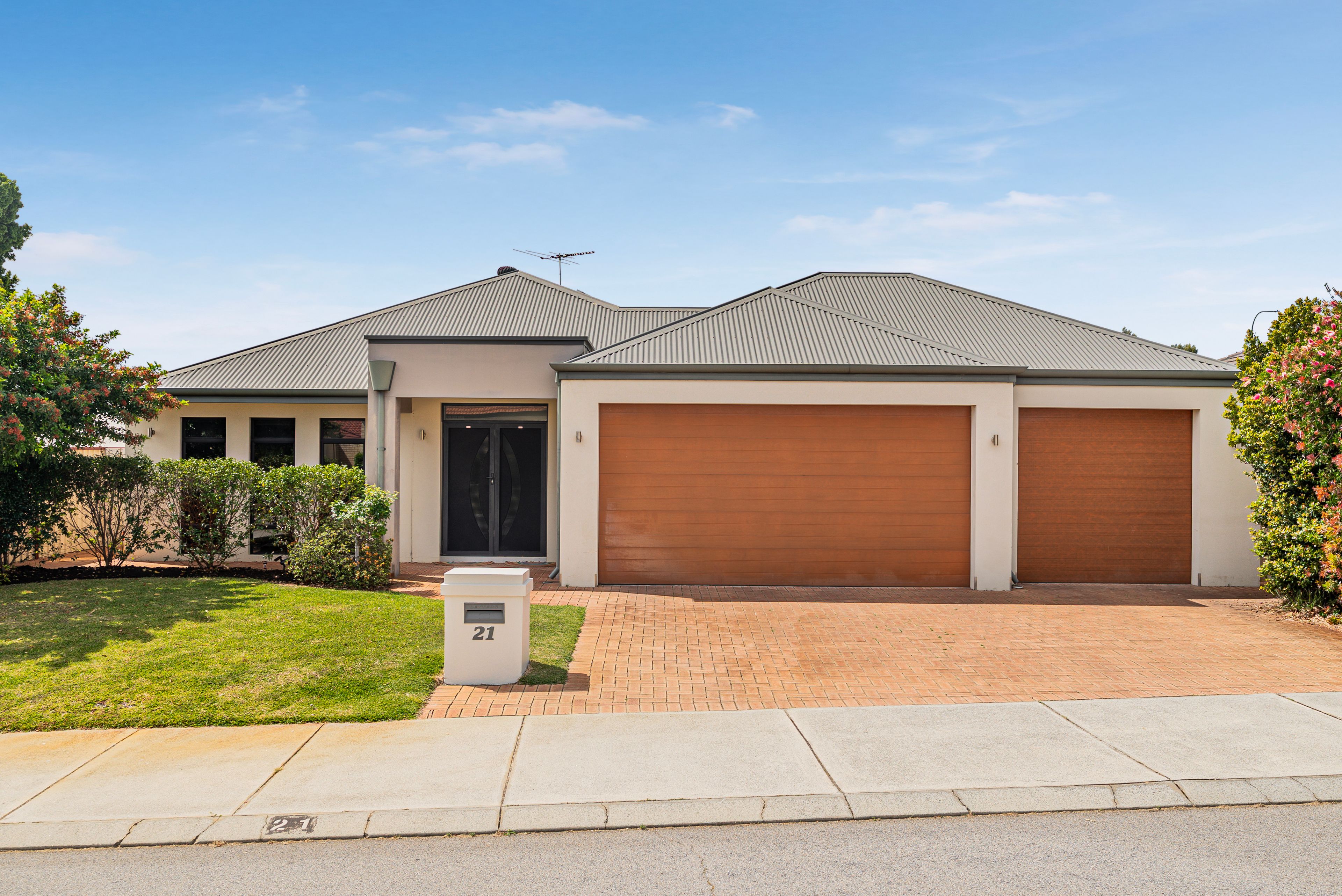 21 Westbury Lane — photo from Ray White Dalkeith Claremont Fremantle - Dalkeith Location