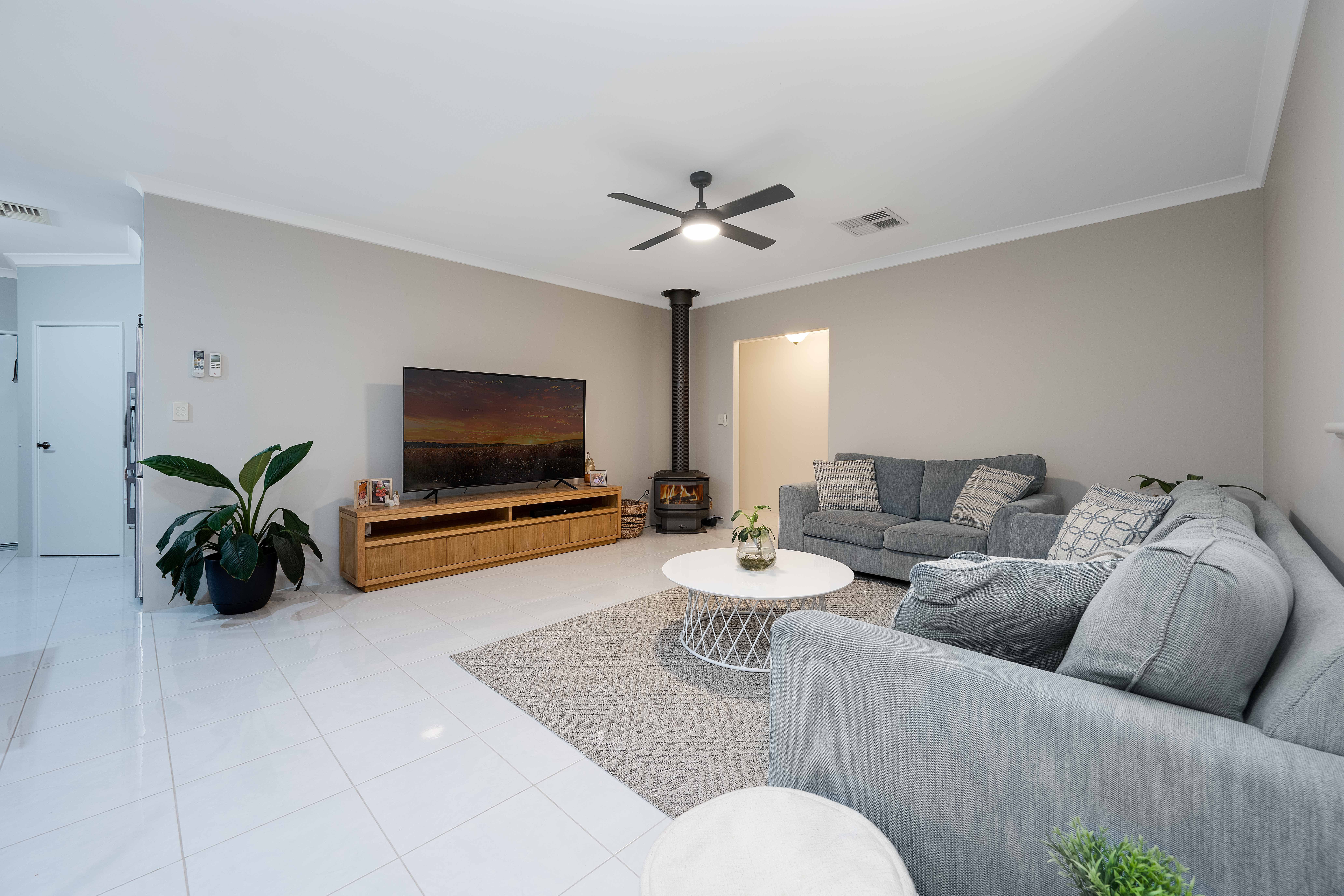 98 Kingsbridge Boulevard — photo 7 of 30