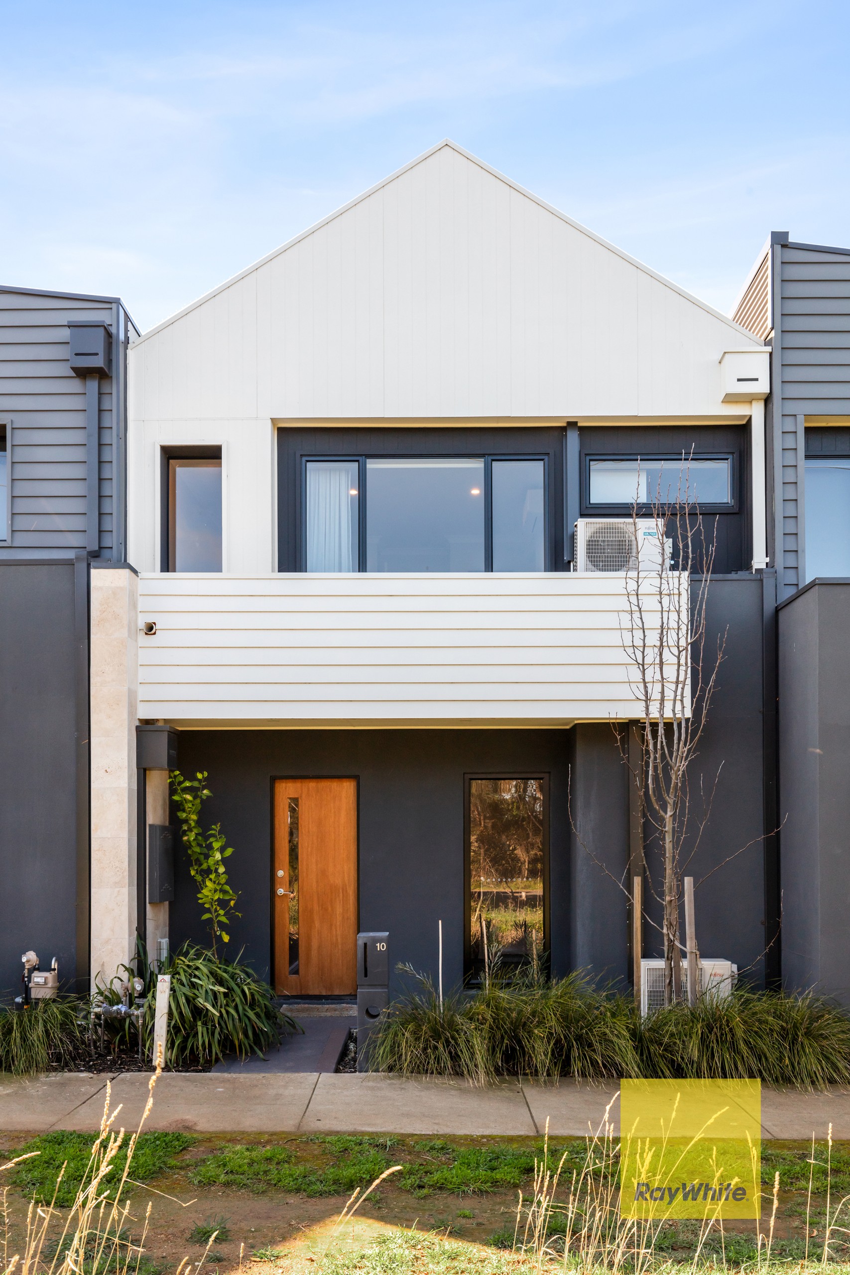 10 Netherley Walk, Armstrong Creek, VIC 3217